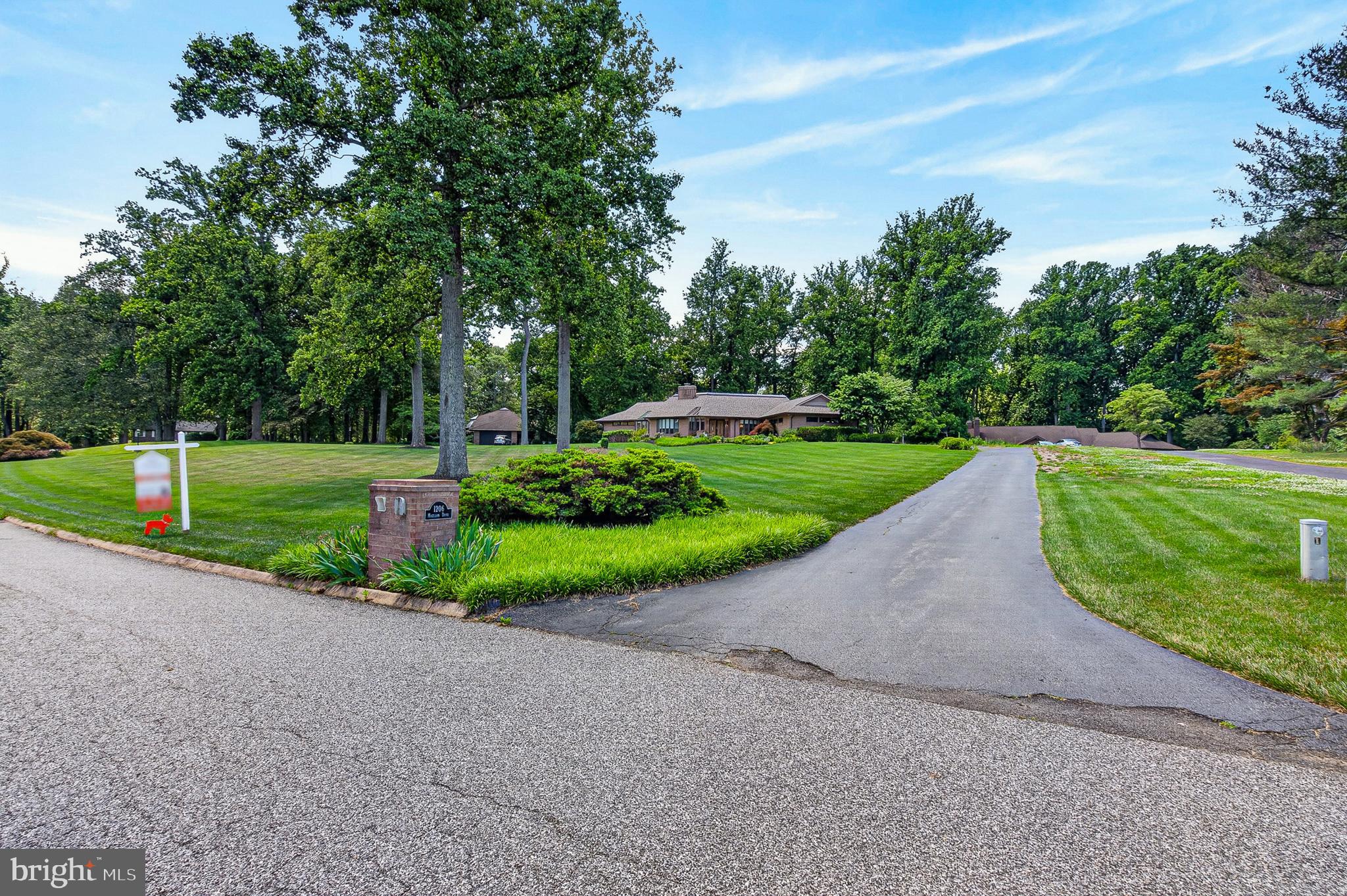 TODD LAKES - Residential
