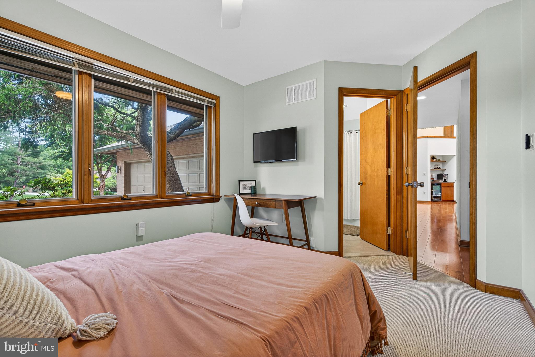 TODD LAKES - Residential