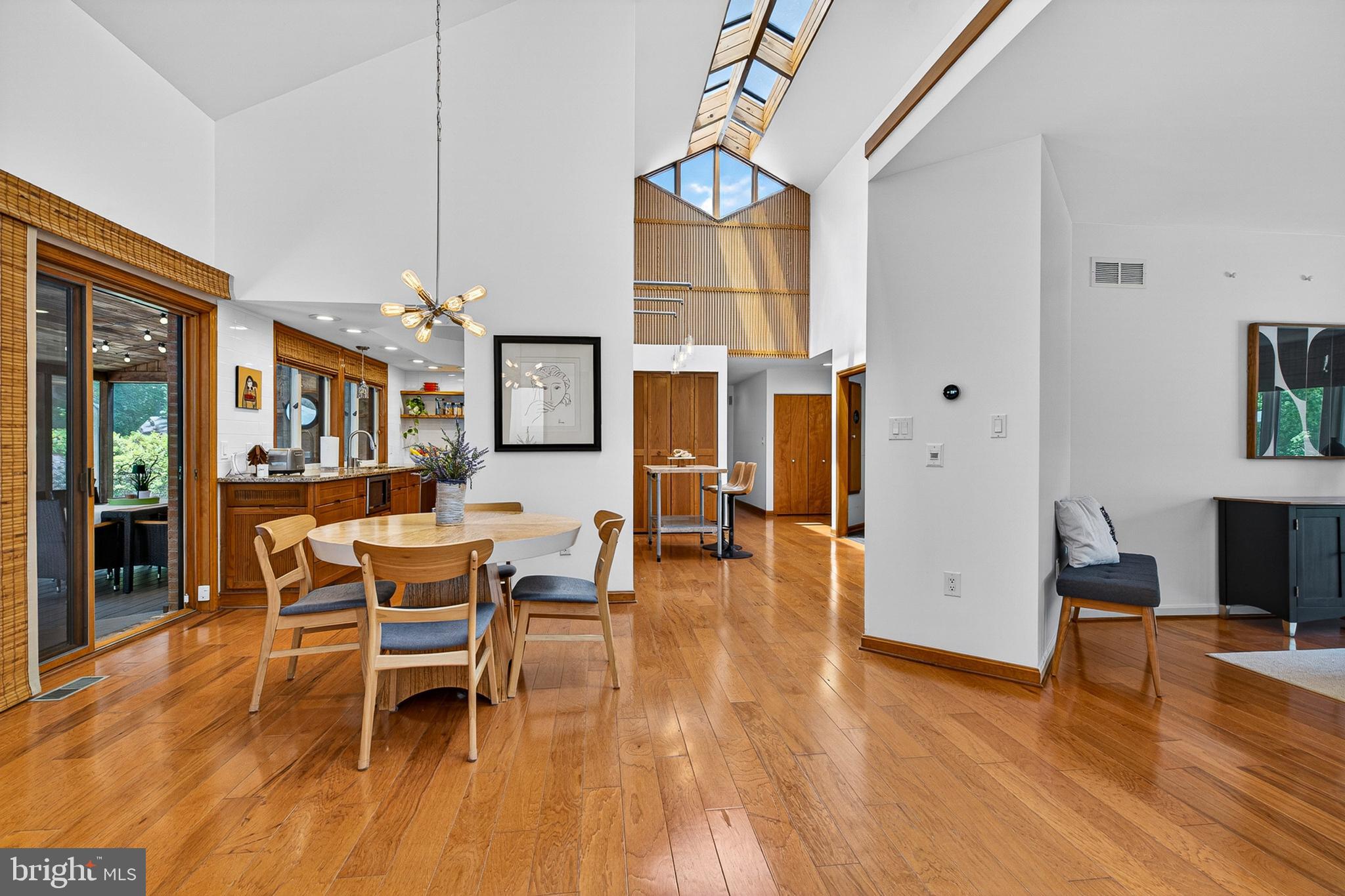 TODD LAKES - Residential