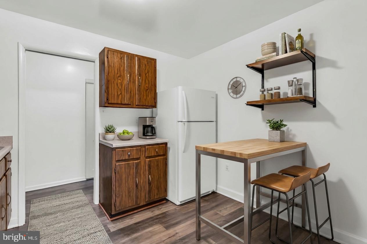 HAWTHORNE VILLAGE - Residential