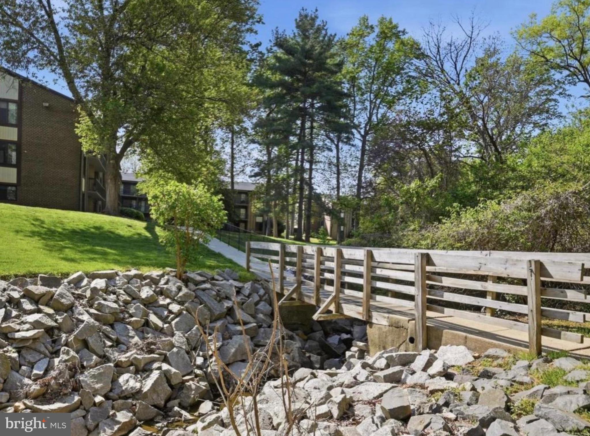 HAWTHORNE VILLAGE - Residential