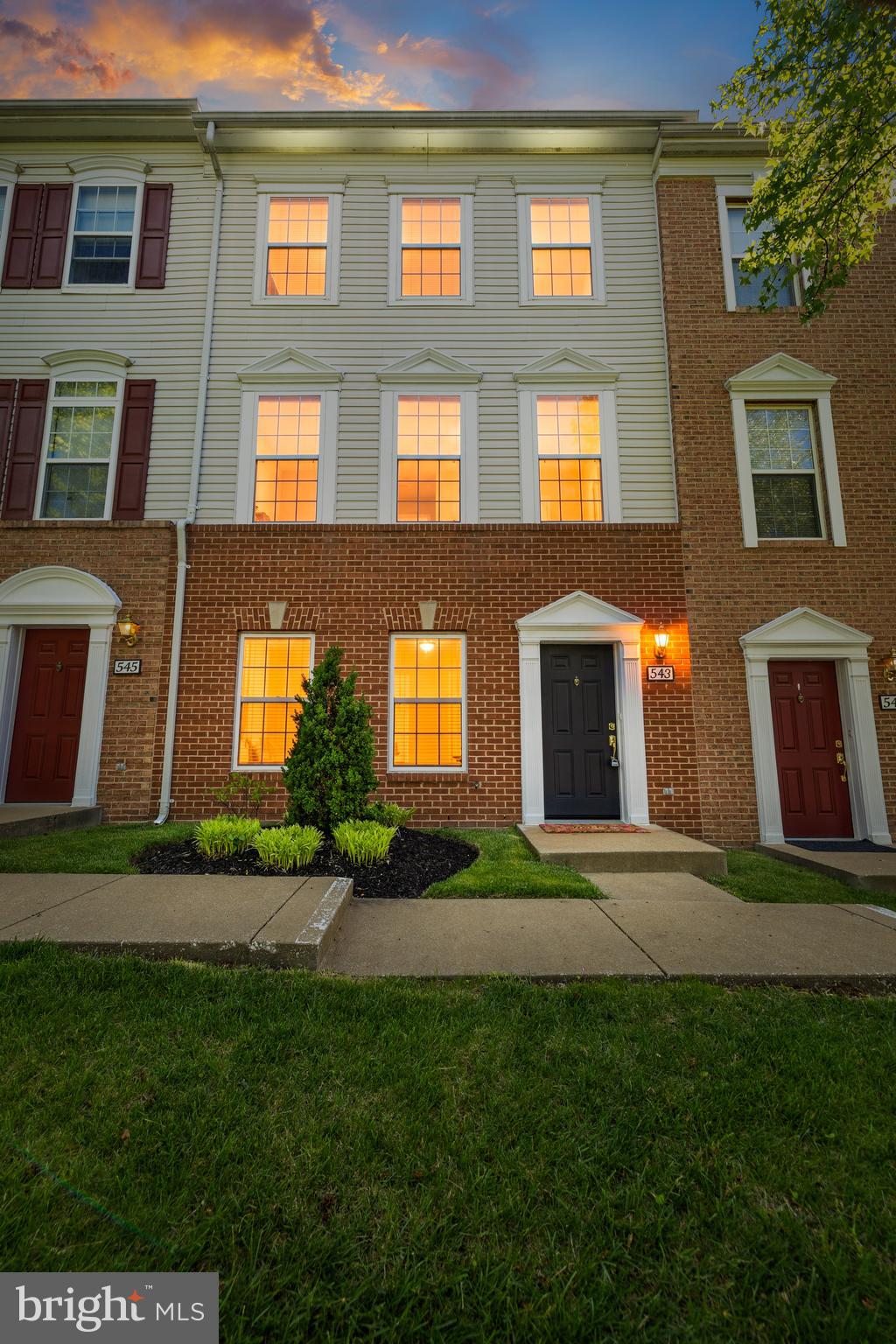 Welcome to 543 Ensemble Court — a stylish and low-maintenance townhome in the sought-after High View at Hunt Valley community. This 2 bedroom, 2 bath and Den residence offers the perfect blend of comfort, convenience, and lifestyle with a spacious 2-car garage, private office/den ideal for remote work, and an open-concept main living level designed for modern living and entertaining. The well-appointed kitchen flows seamlessly into the dining and living areas, while the private balcony provides the perfect spot for morning coffee or evening relaxation.  Experience all the amenities of the community which include a fitness center, movie theater, outdoor pool, business center, party room, tennis courts and front desk.

Enjoy a lock-and-leave lifestyle just moments from Hunt Valley Towne Centre, Wegmans, dining, shopping, entertainment, and the NCR Trail. Commuters will appreciate quick access to I-83, York Road, and the Light Rail, making travel to downtown Baltimore and beyond effortless. Residents of High View at Hunt Valley enjoy resort-style amenities and the convenience of one of Baltimore County’s most desirable locations.