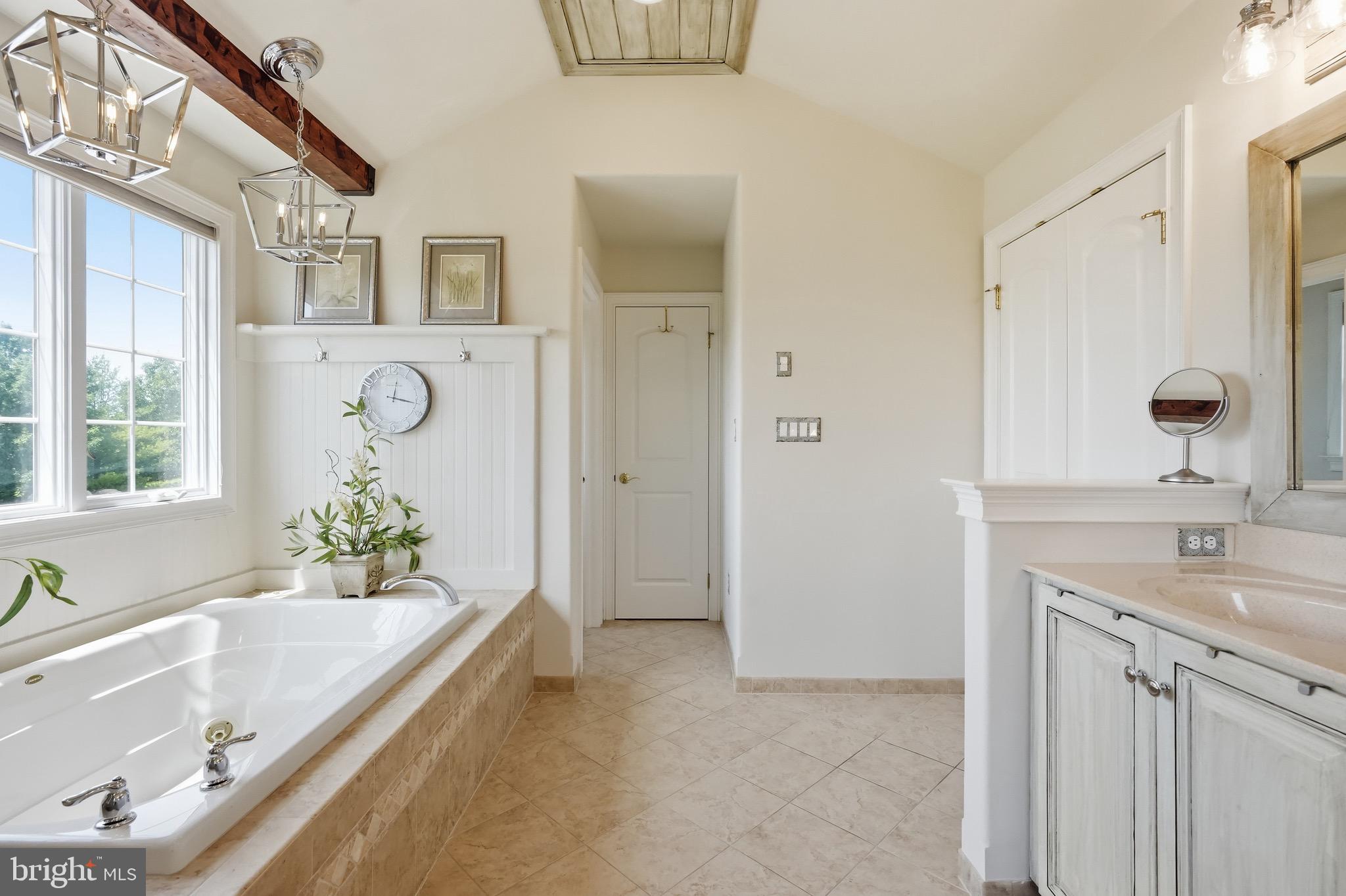 ASHBOURNE ESTATES - Residential