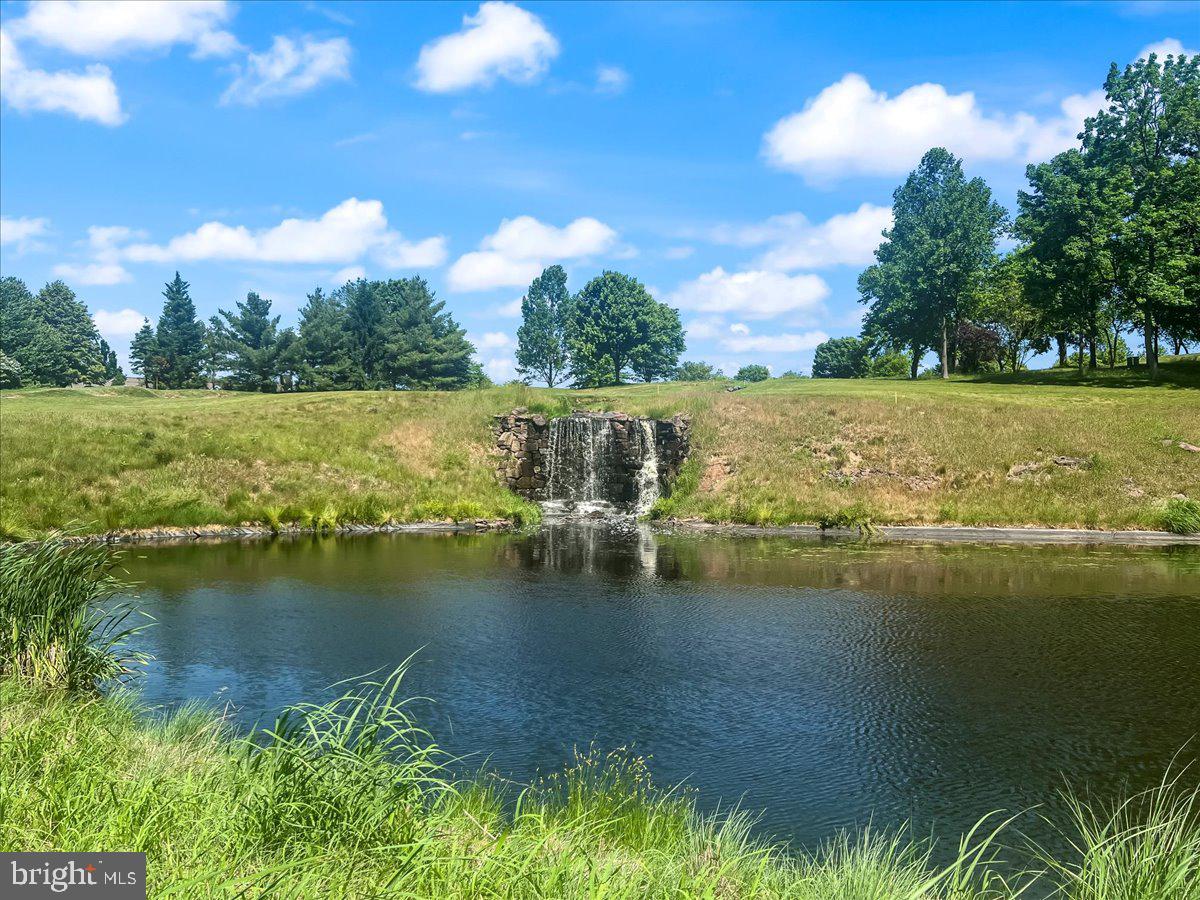 RIVERCREST - Residential