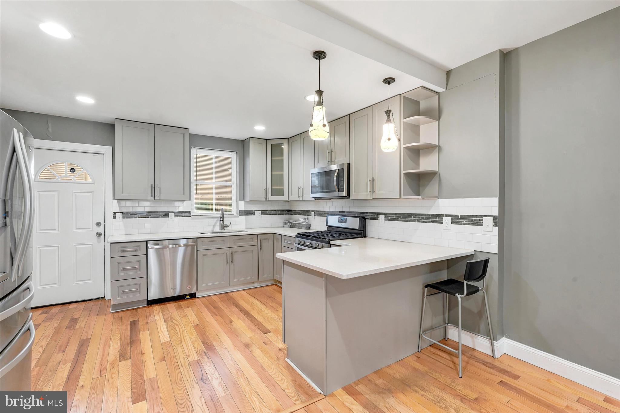 GRAYS FERRY - Residential