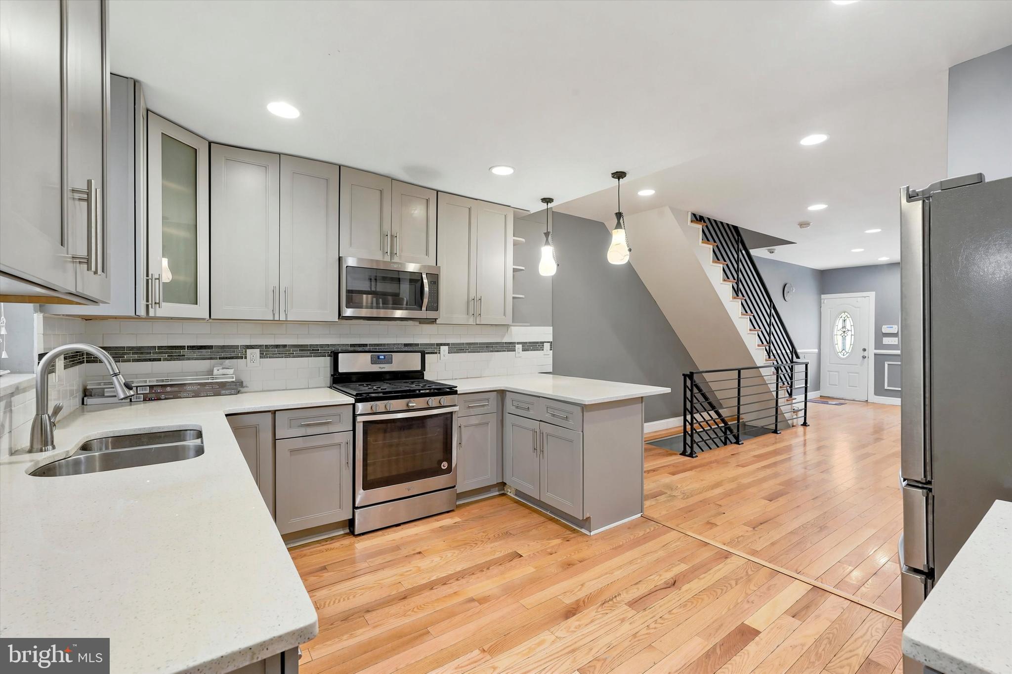 GRAYS FERRY - Residential