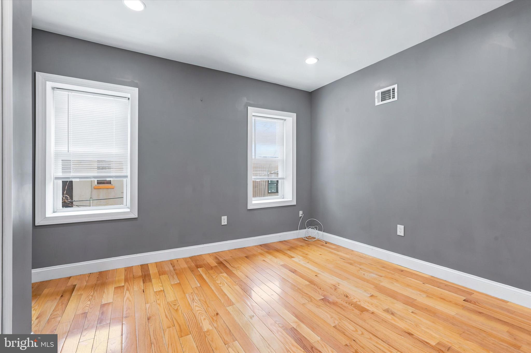GRAYS FERRY - Residential