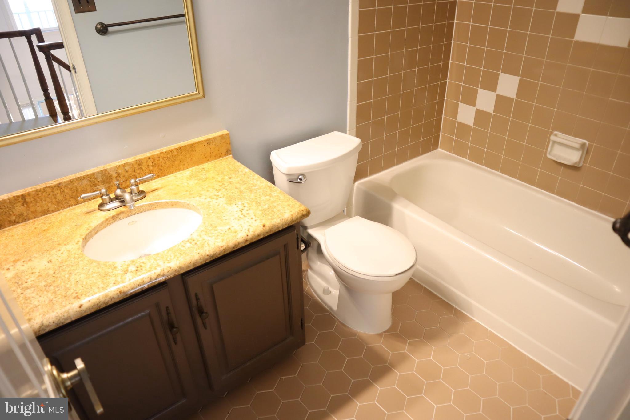 OAK SPRINGS - Residential Lease