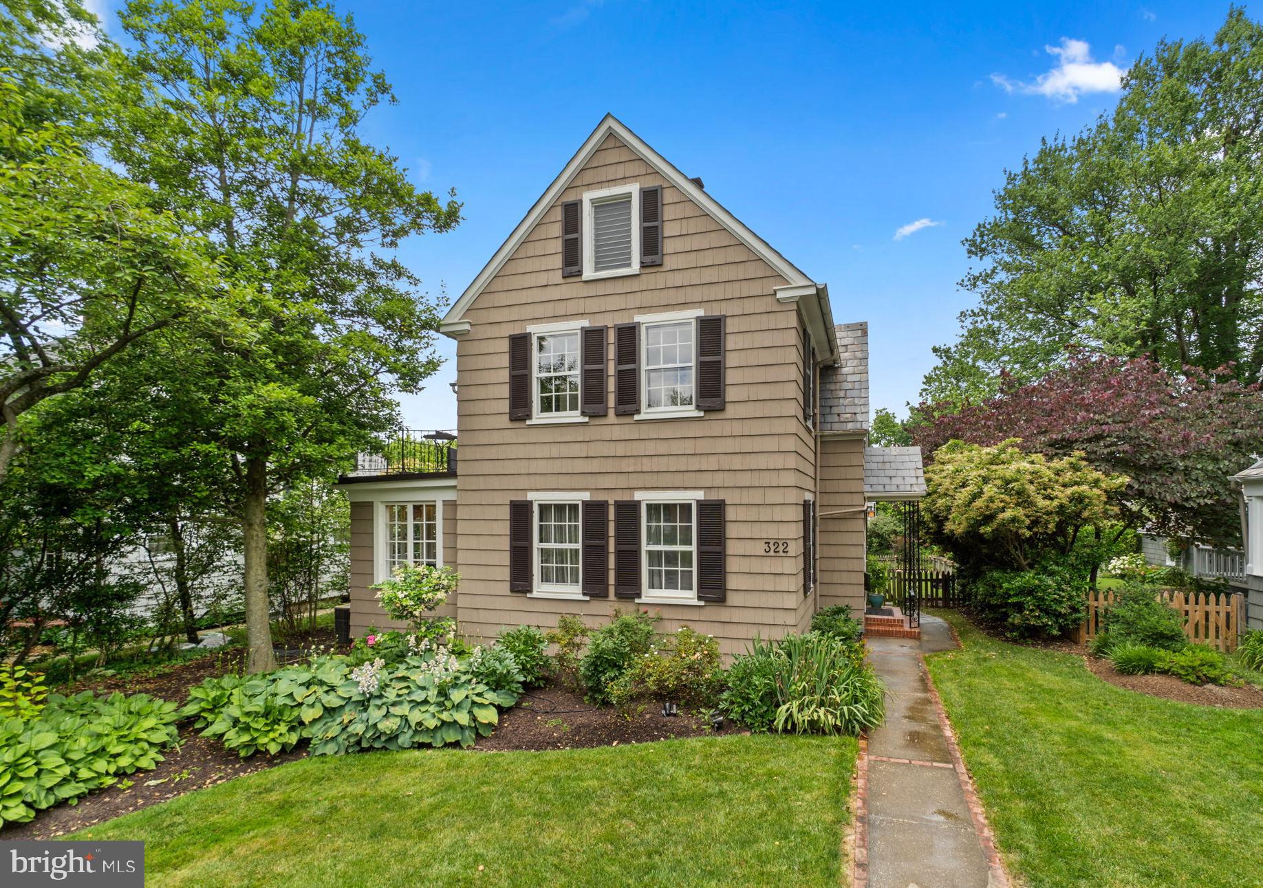 GREATER HOMELAND HISTORIC DISTRICT - Residential