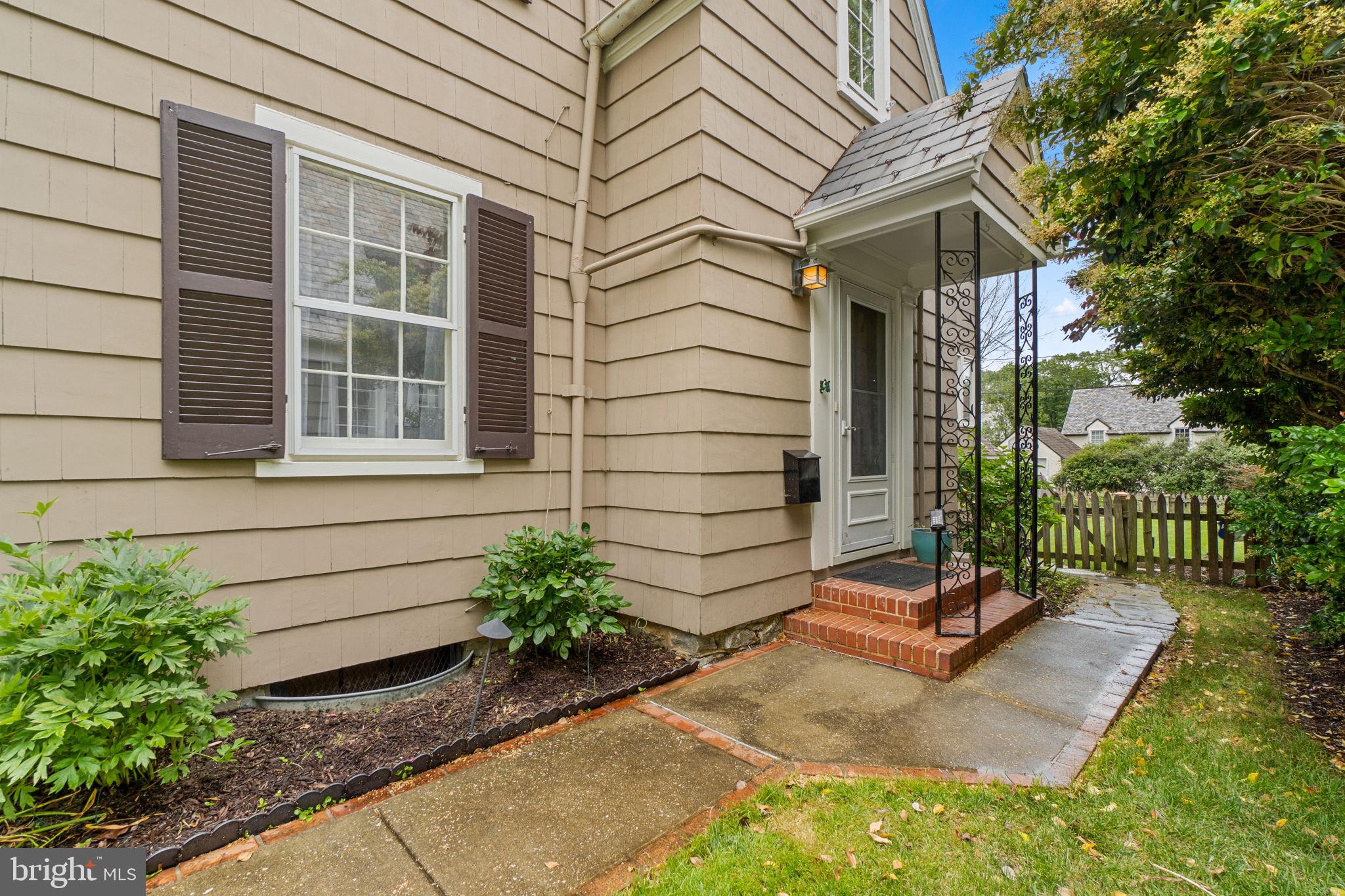 GREATER HOMELAND HISTORIC DISTRICT - Residential