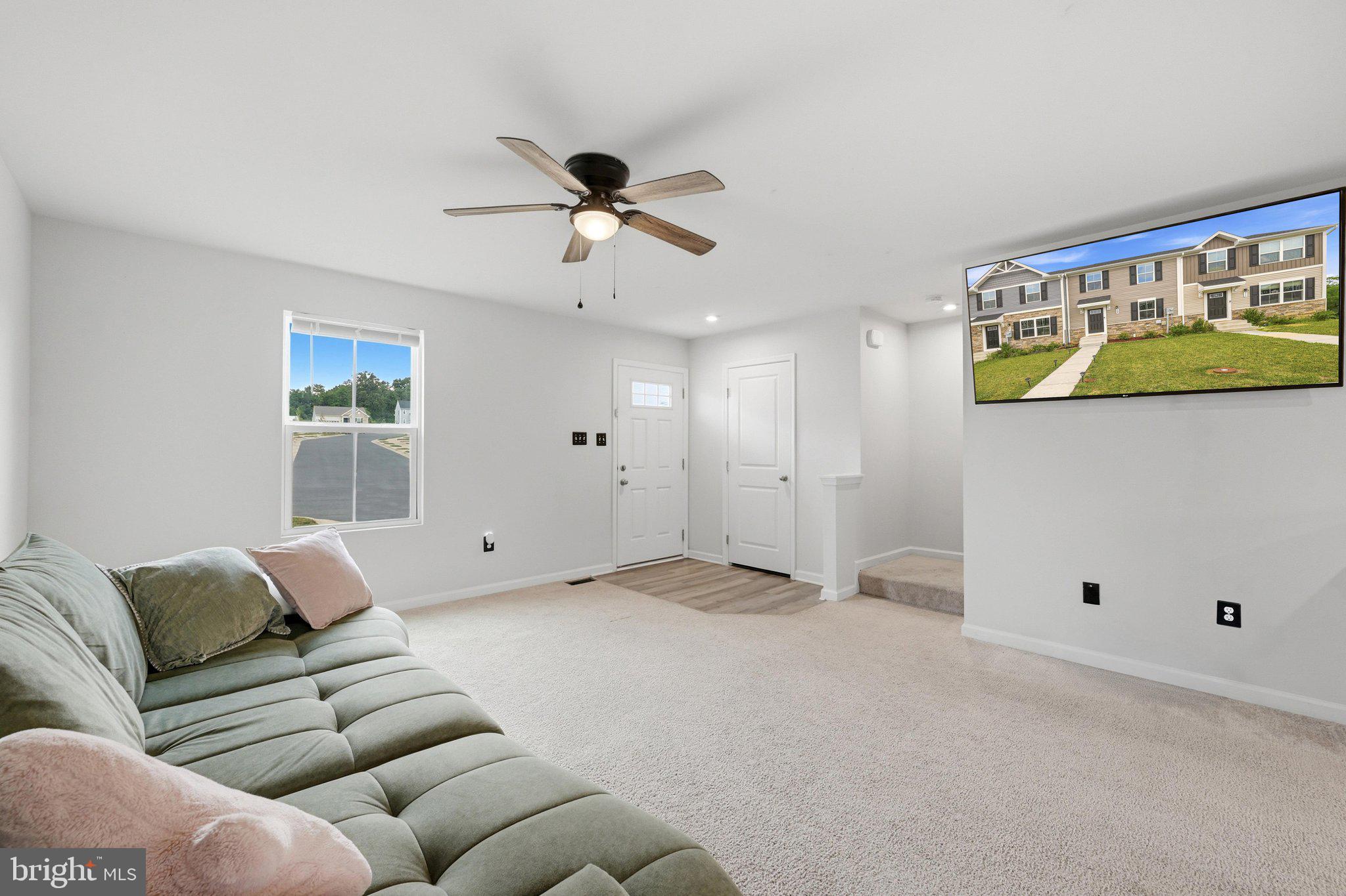 CEDAR SPRING - Residential
