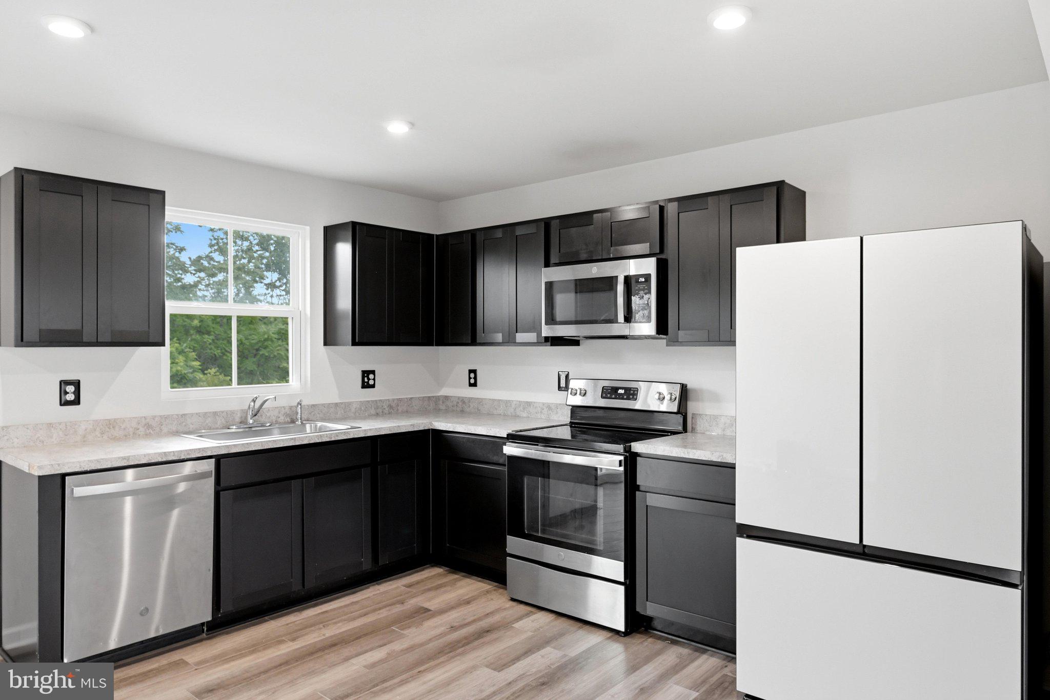 CEDAR SPRING - Residential