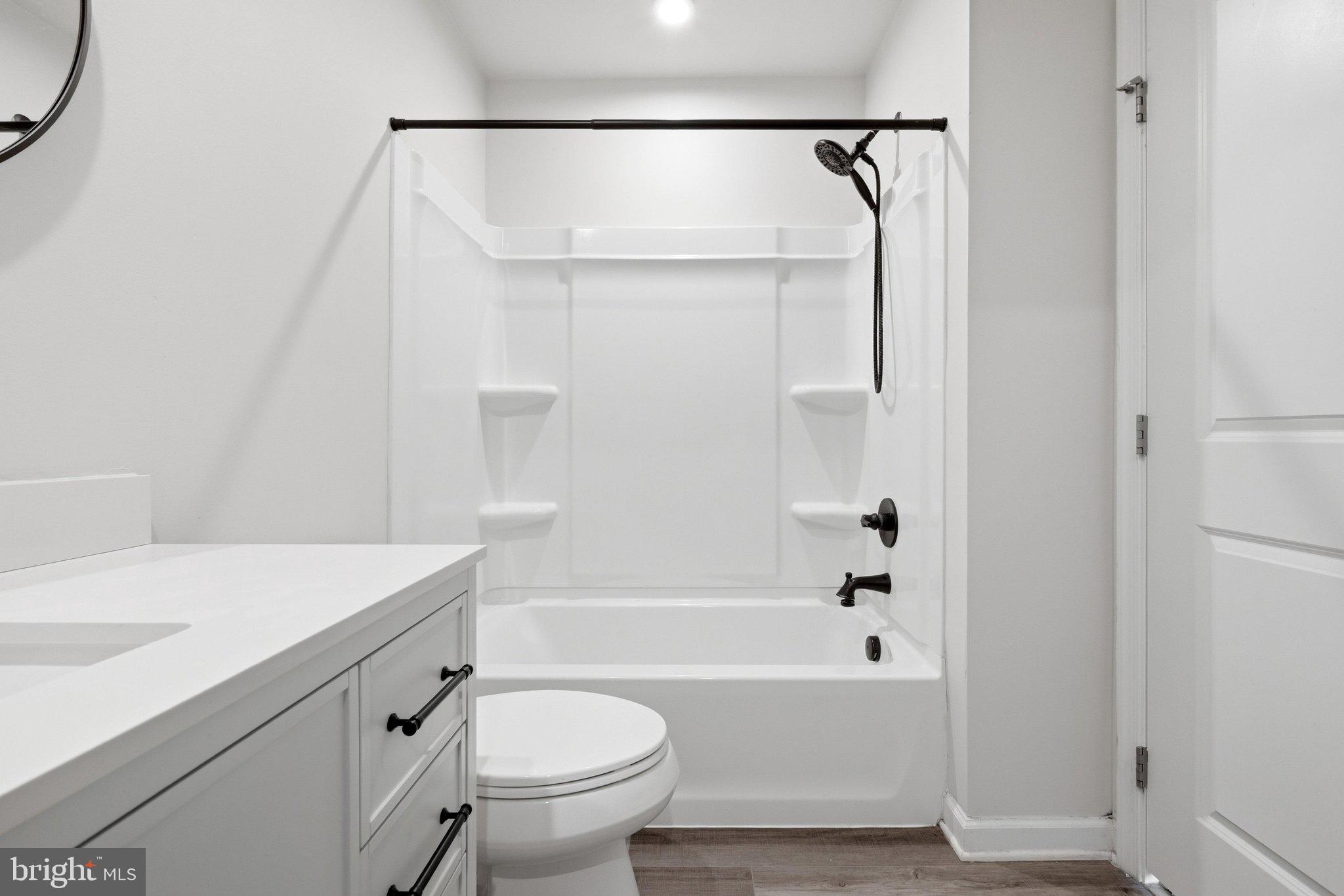 CEDAR SPRING - Residential