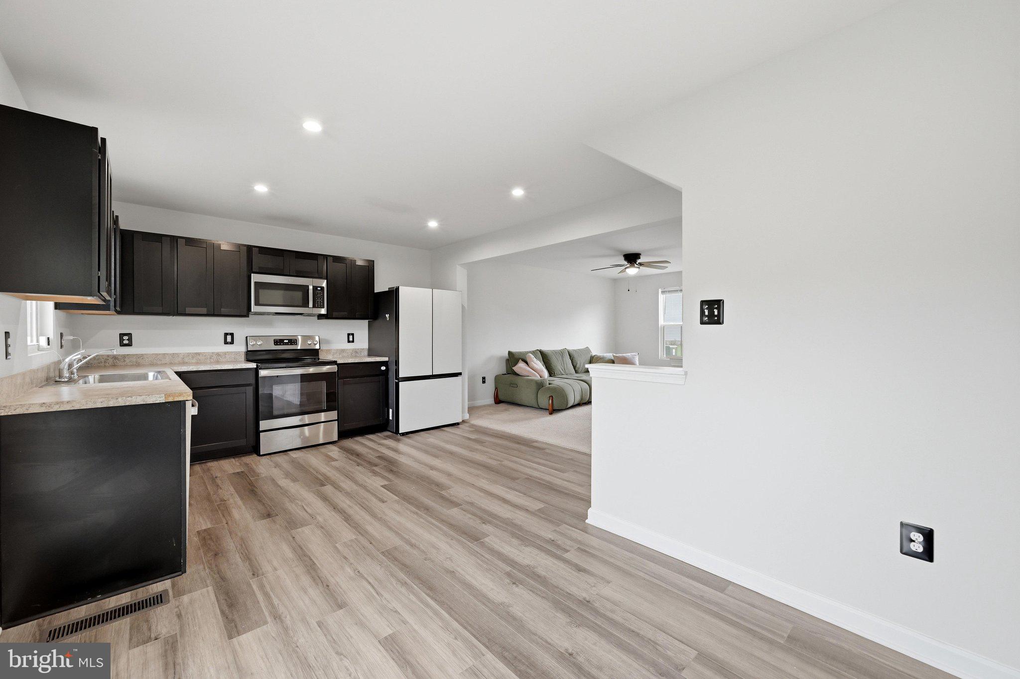 CEDAR SPRING - Residential