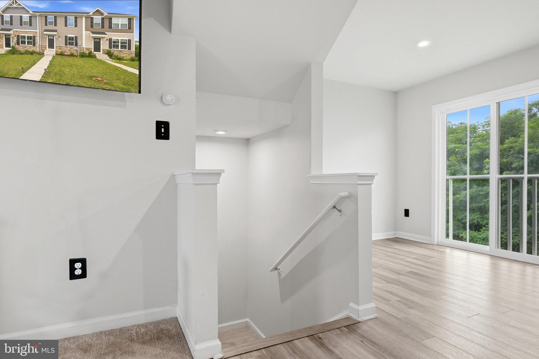 CEDAR SPRING - Residential