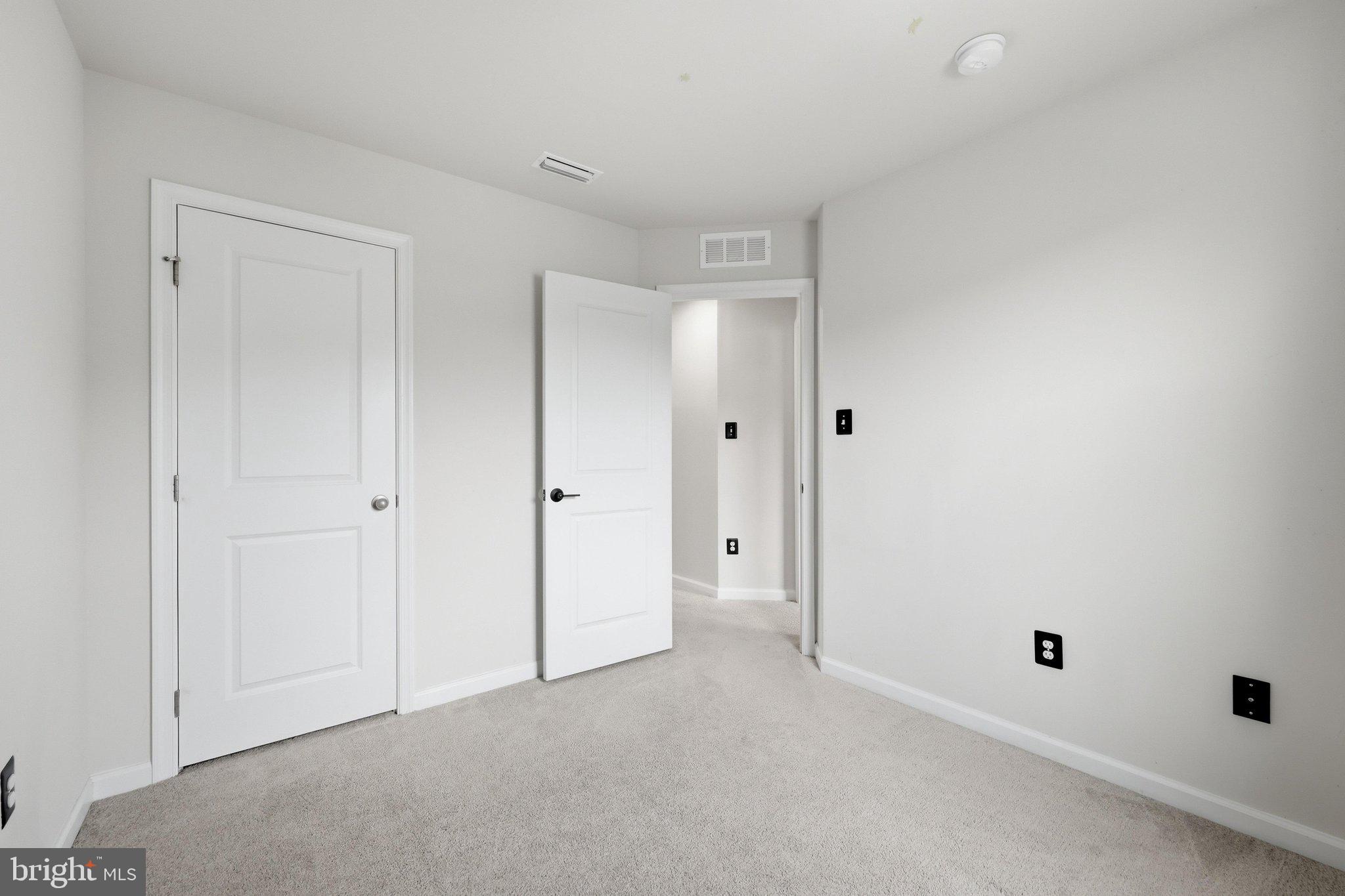 CEDAR SPRING - Residential