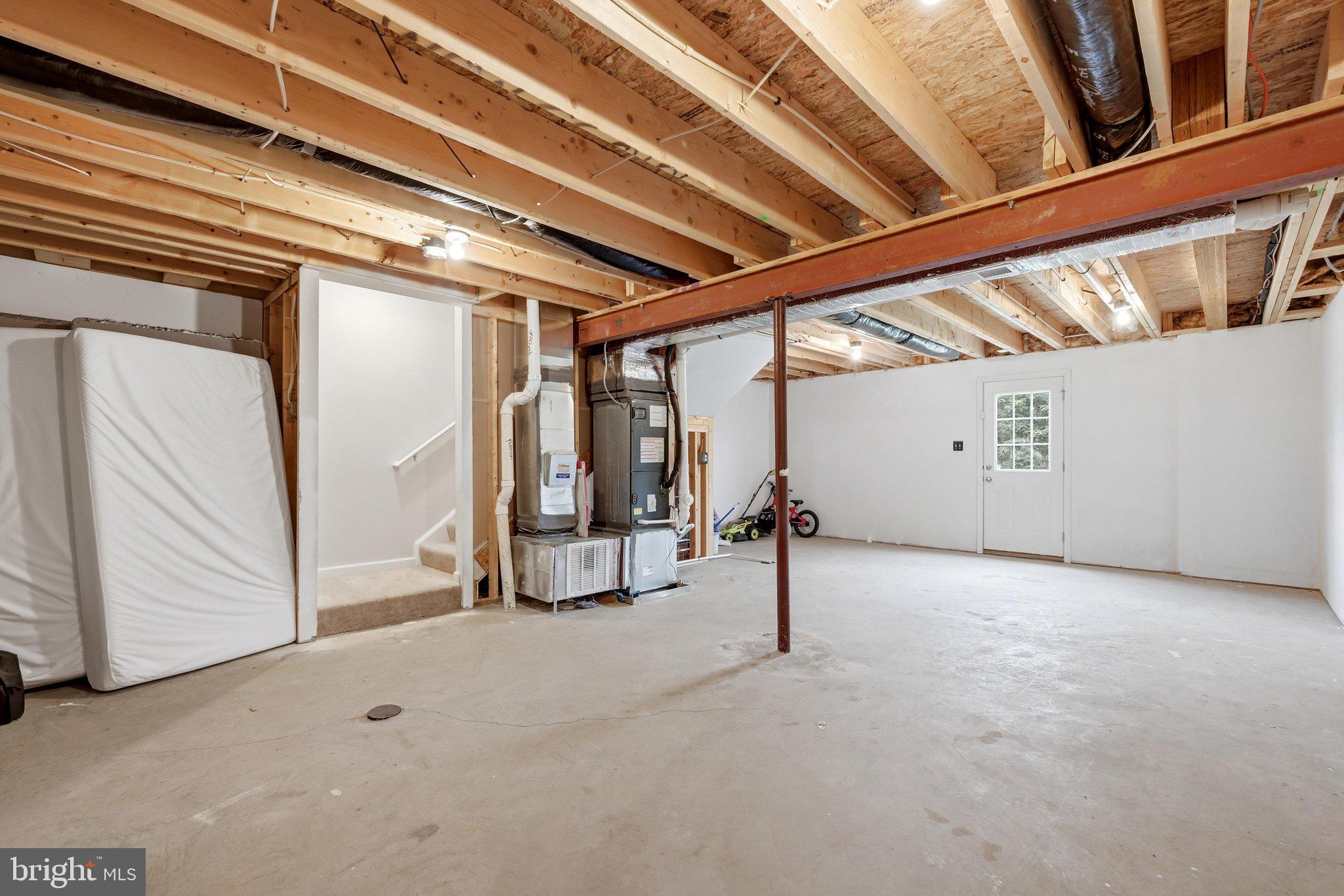 CEDAR SPRING - Residential