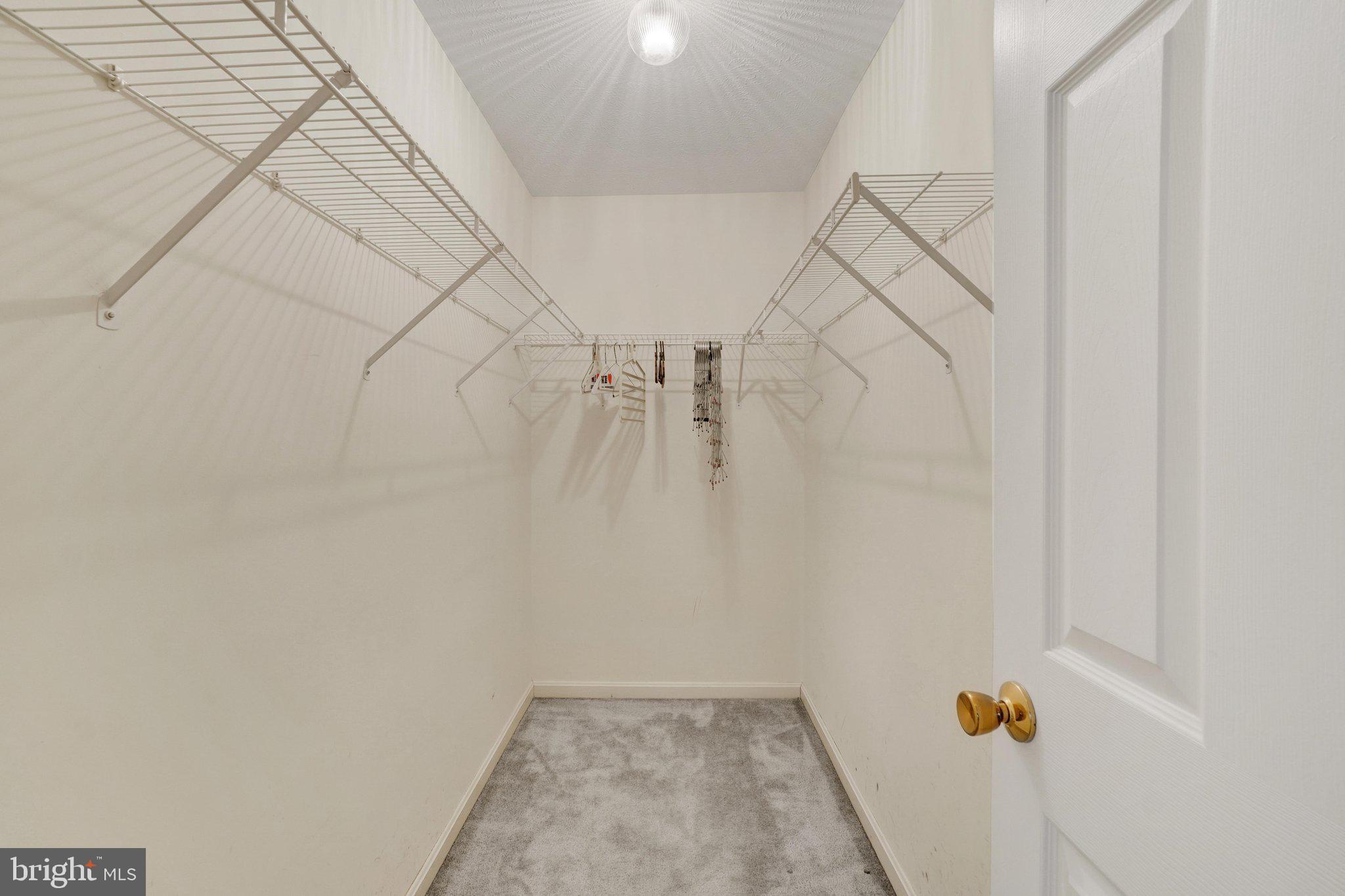 ICE HOUSE ESTATES - Residential