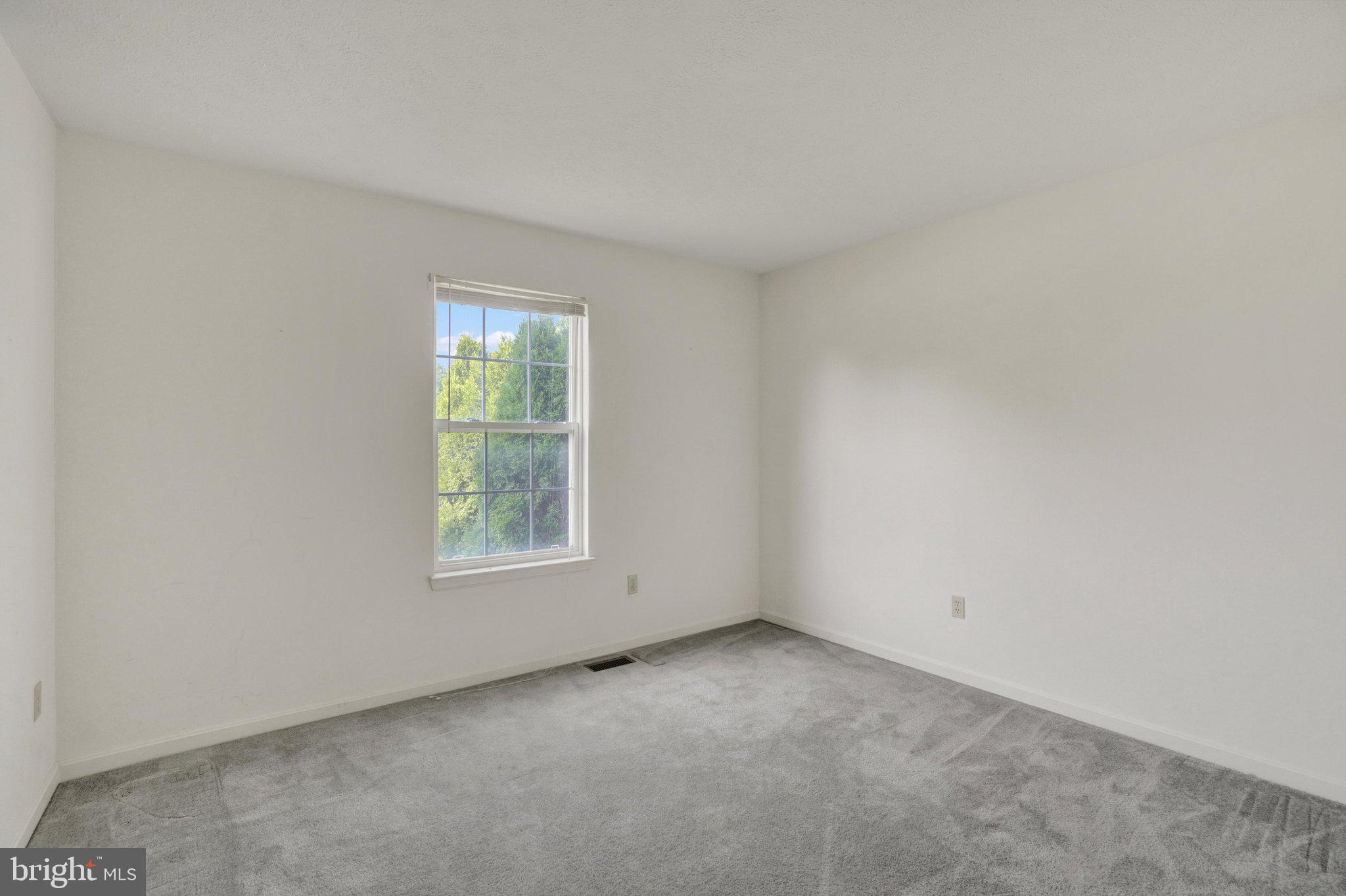 ICE HOUSE ESTATES - Residential