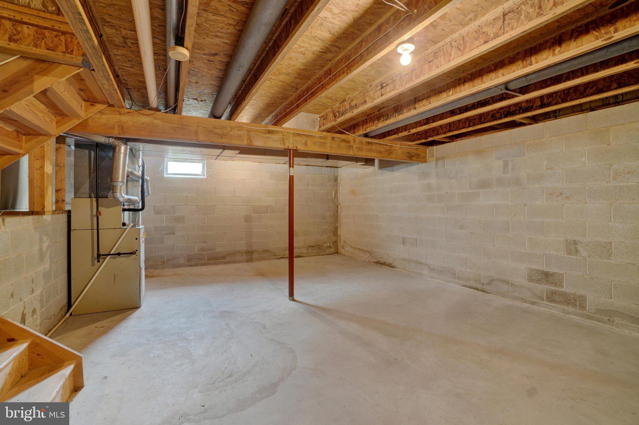 ICE HOUSE ESTATES - Residential