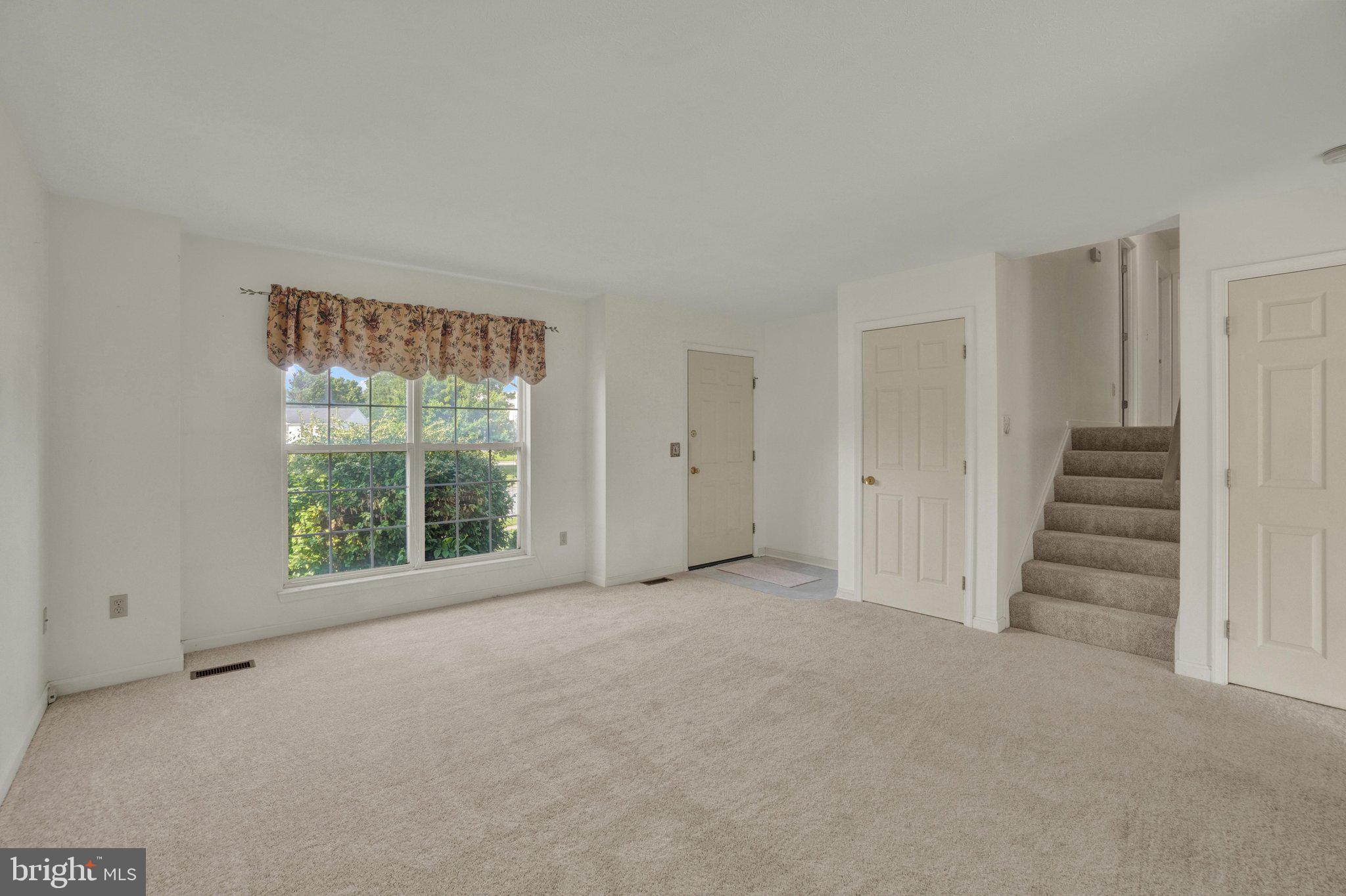 ICE HOUSE ESTATES - Residential