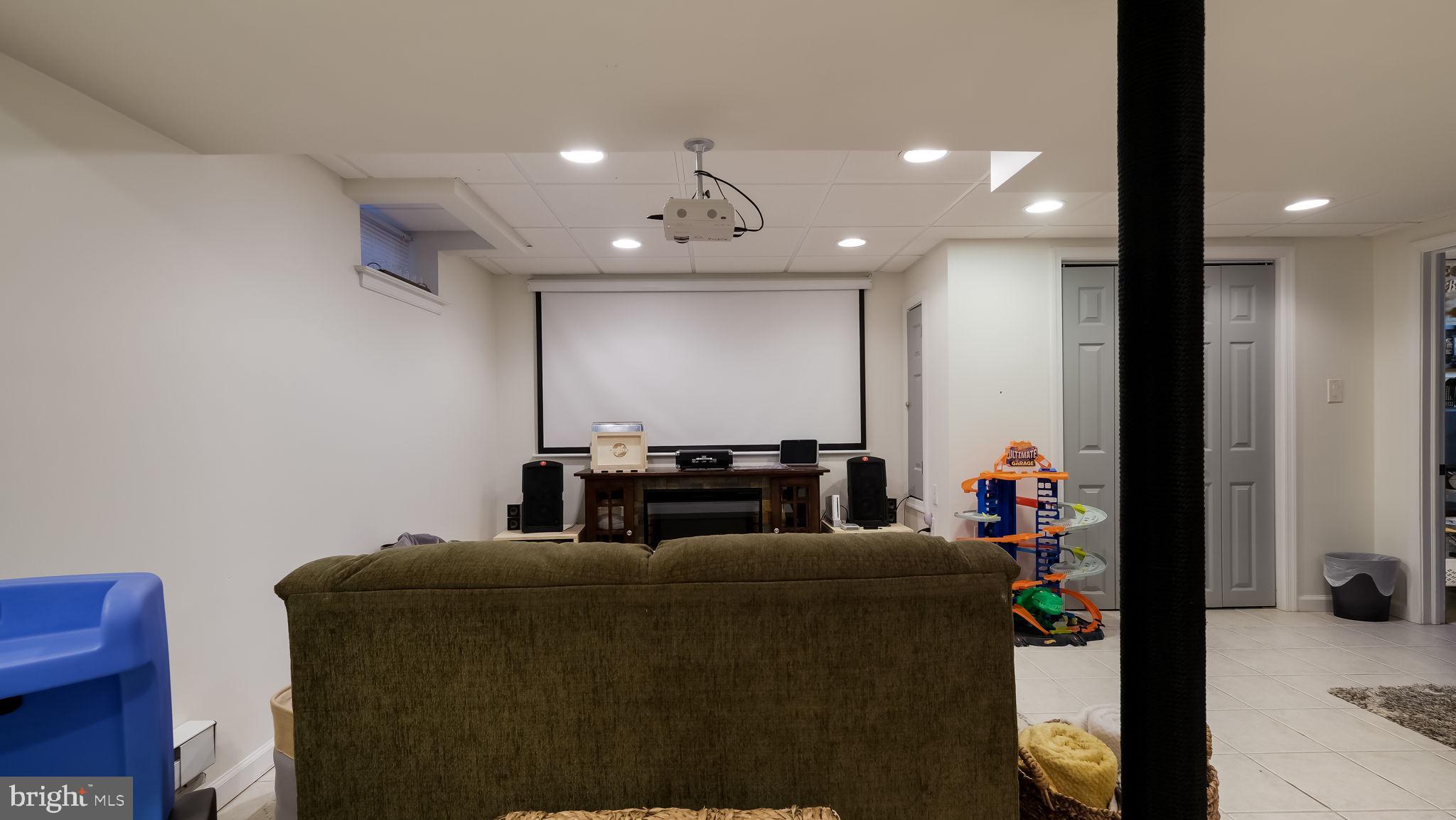 LIBERTY PL - Residential