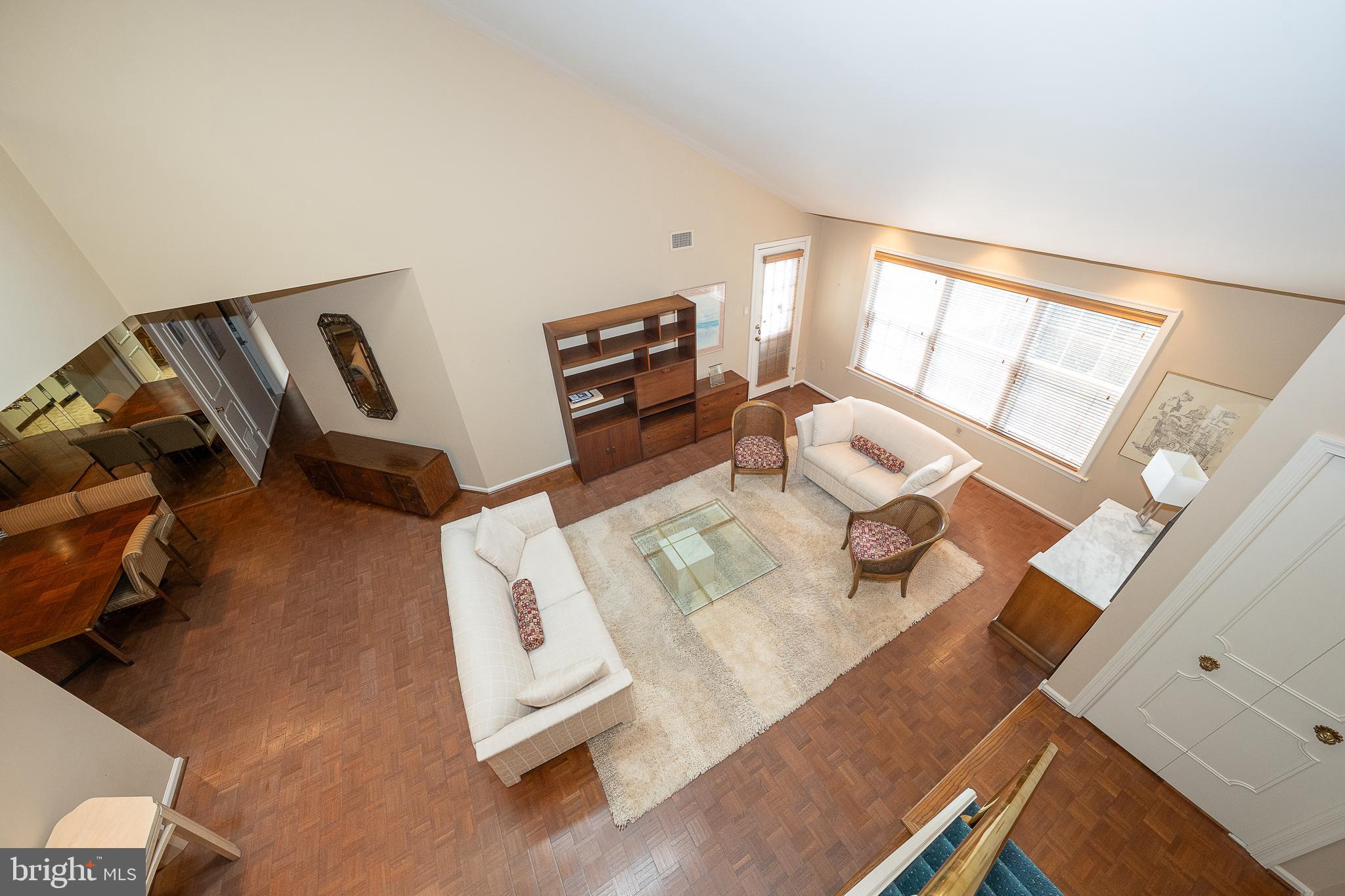 VALLEY GLEN - Residential