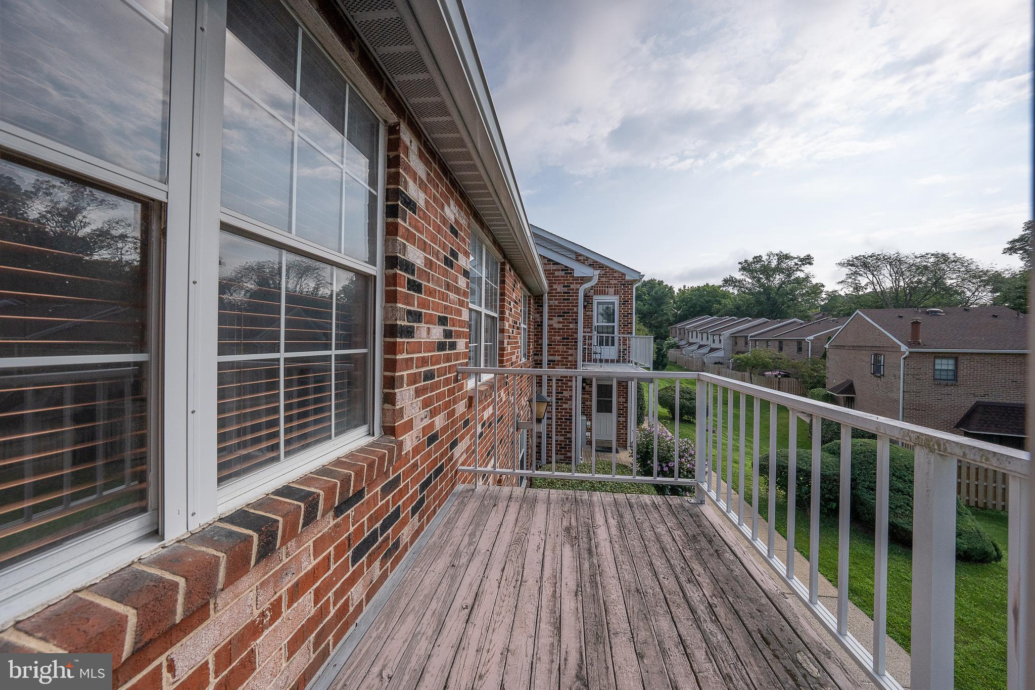 VALLEY GLEN - Residential
