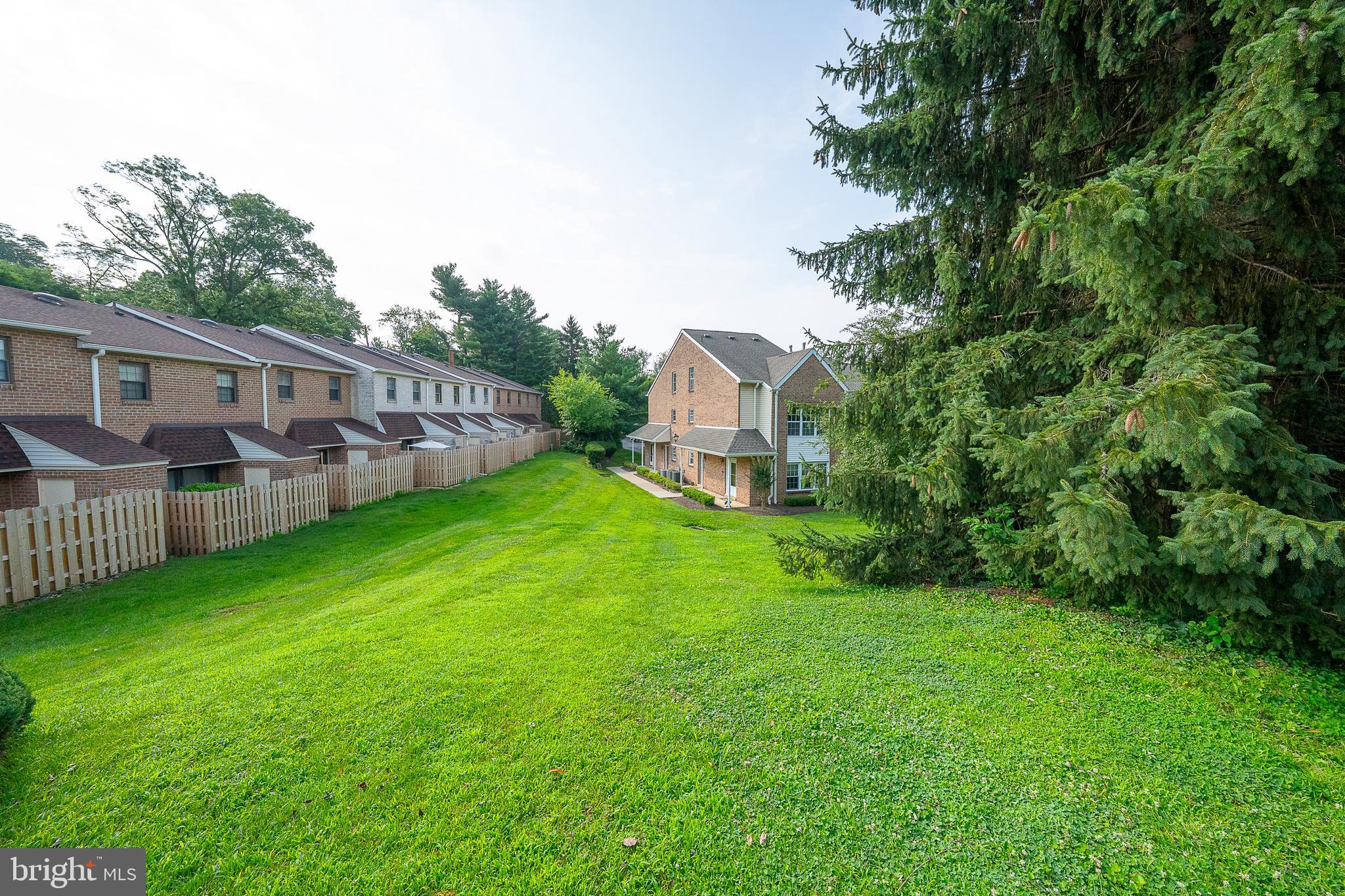 VALLEY GLEN - Residential