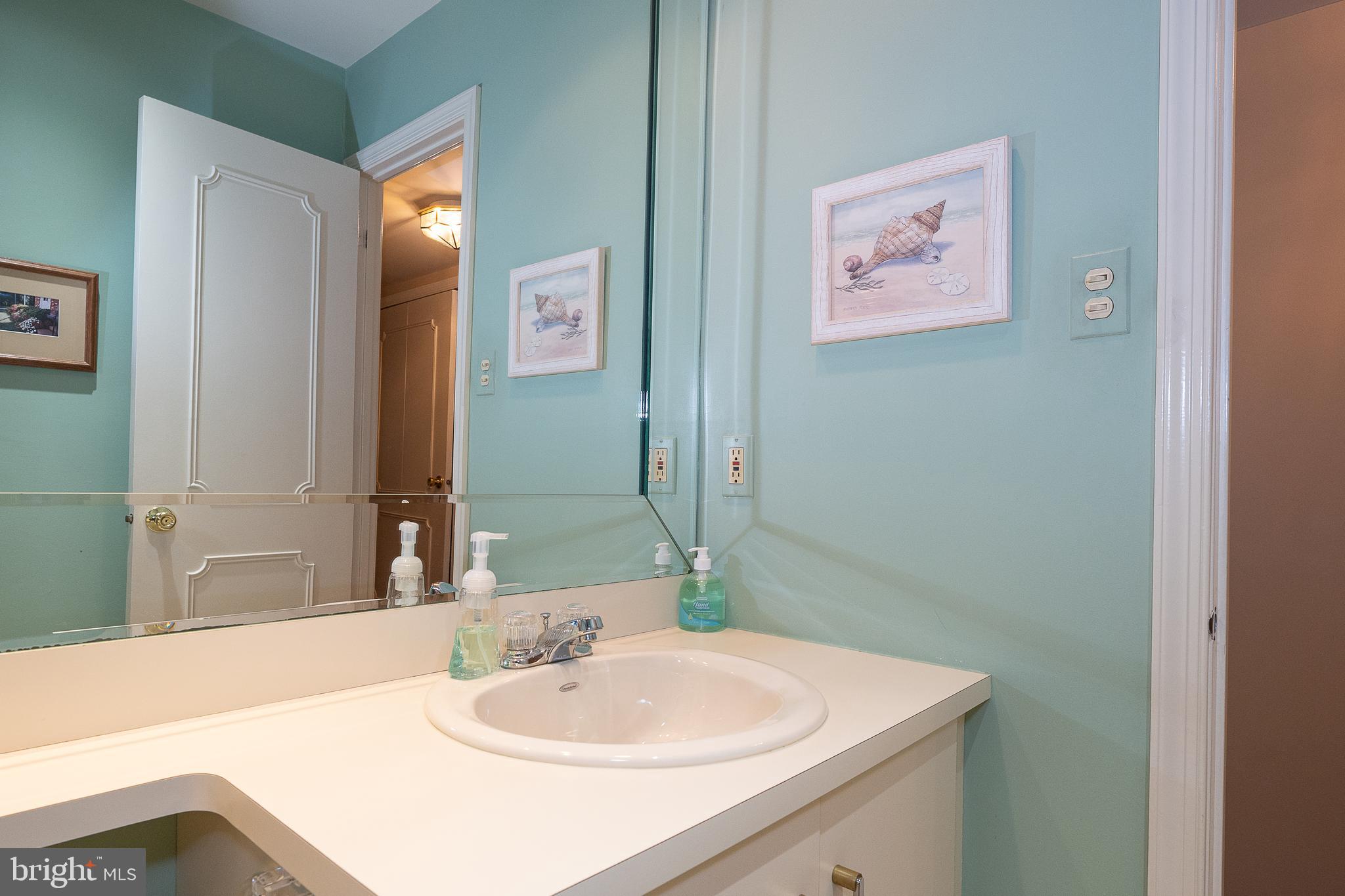 VALLEY GLEN - Residential