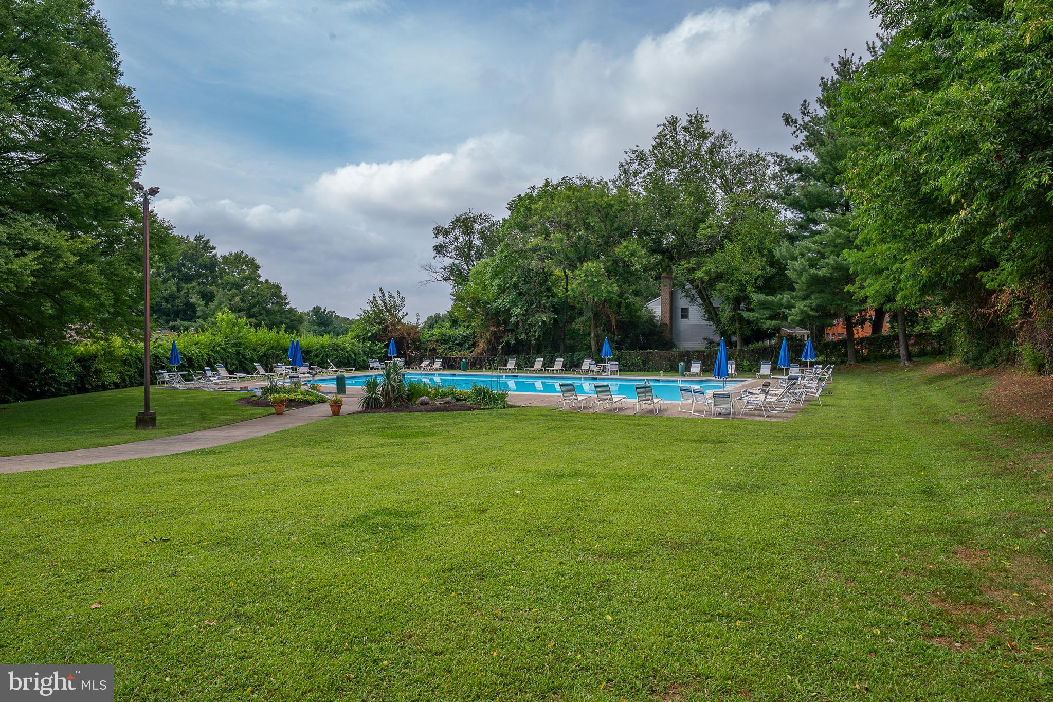 VALLEY GLEN - Residential