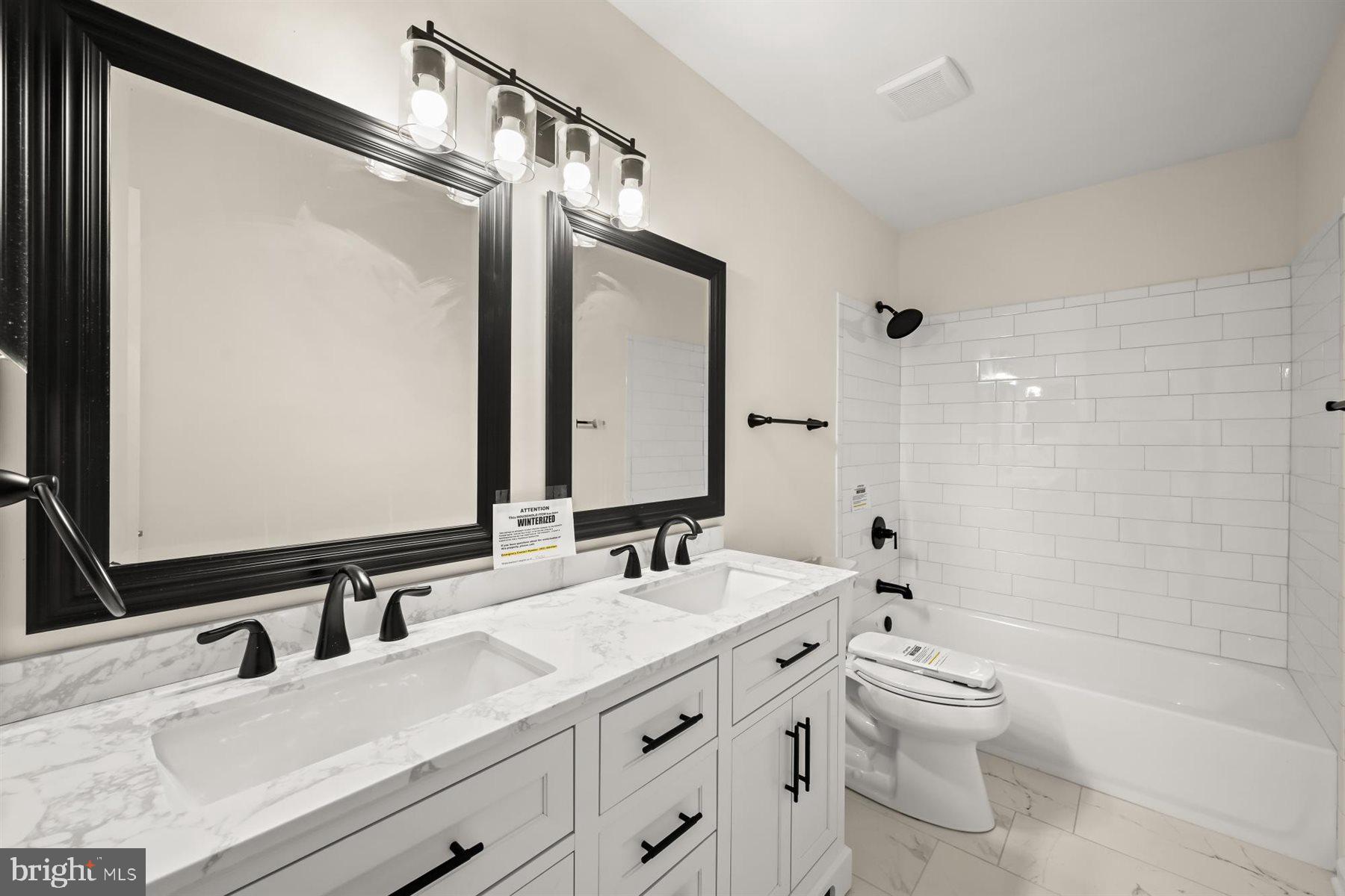 NAZARIO WOODS - Residential