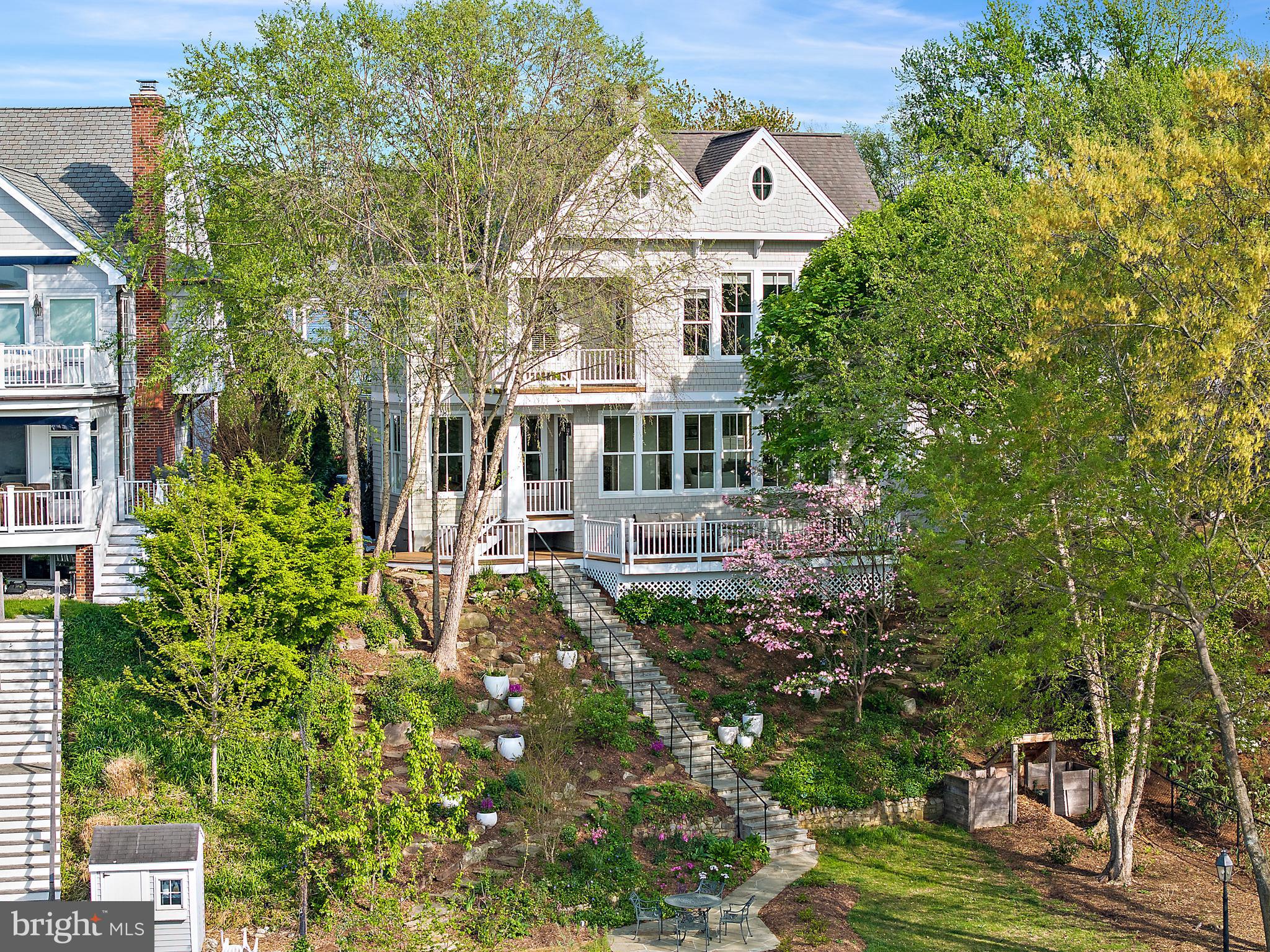 EASTPORT - Residential