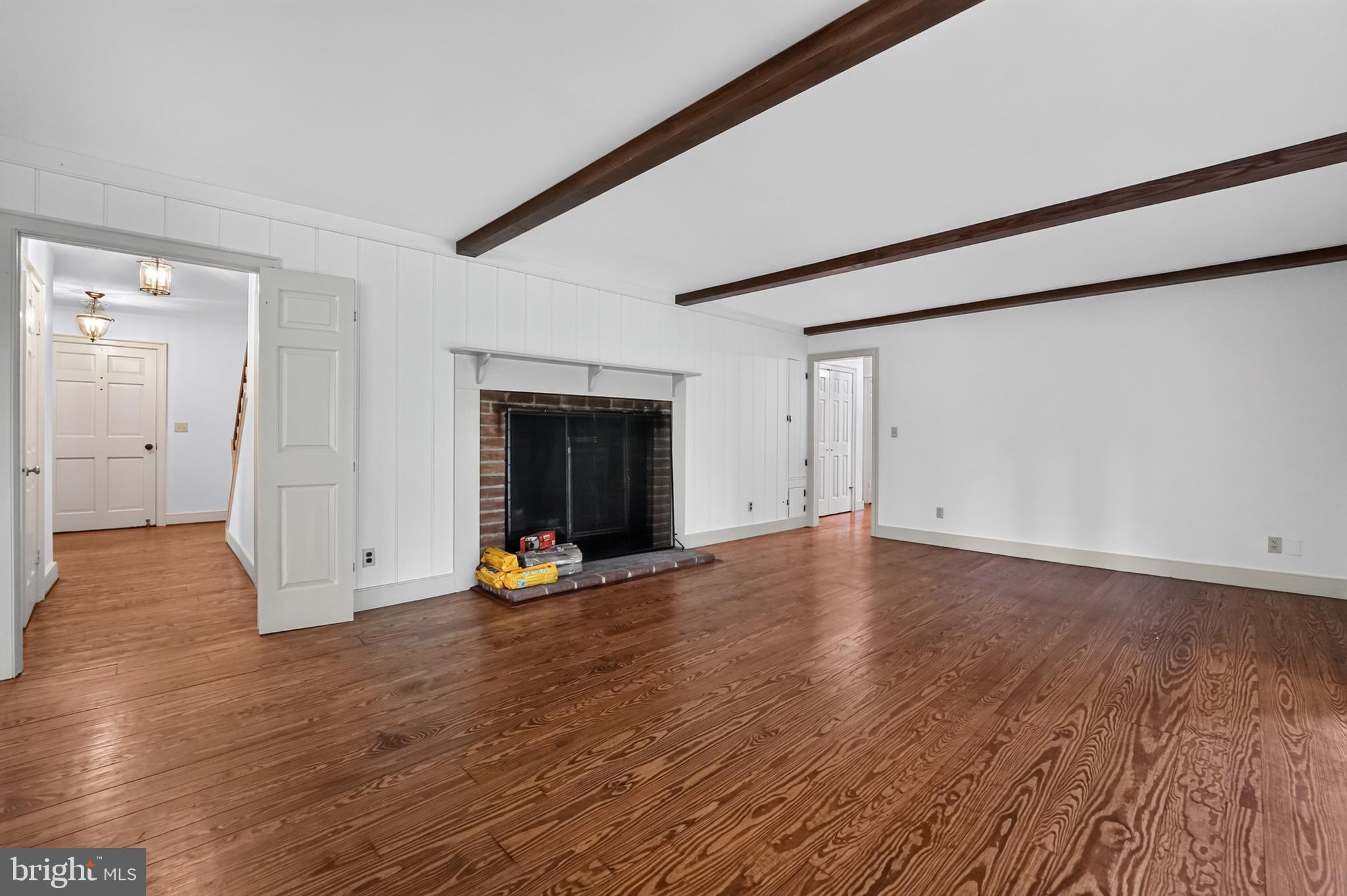 GOVERNOR GRASON MANOR - Residential