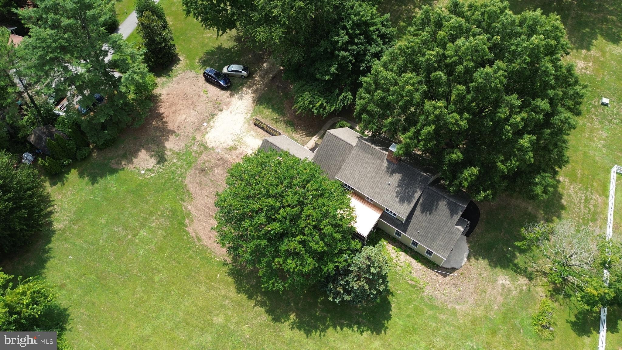 GOVERNOR GRASON MANOR - Residential