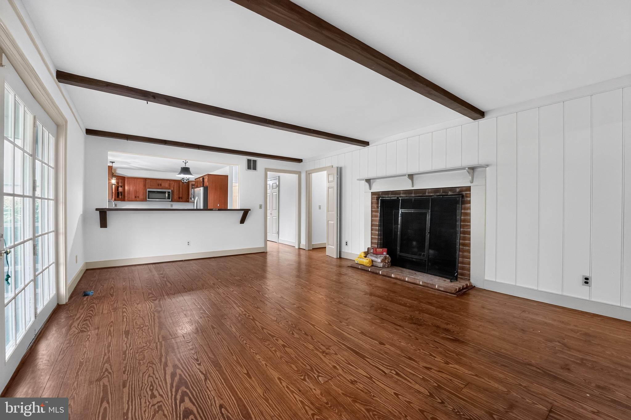 GOVERNOR GRASON MANOR - Residential