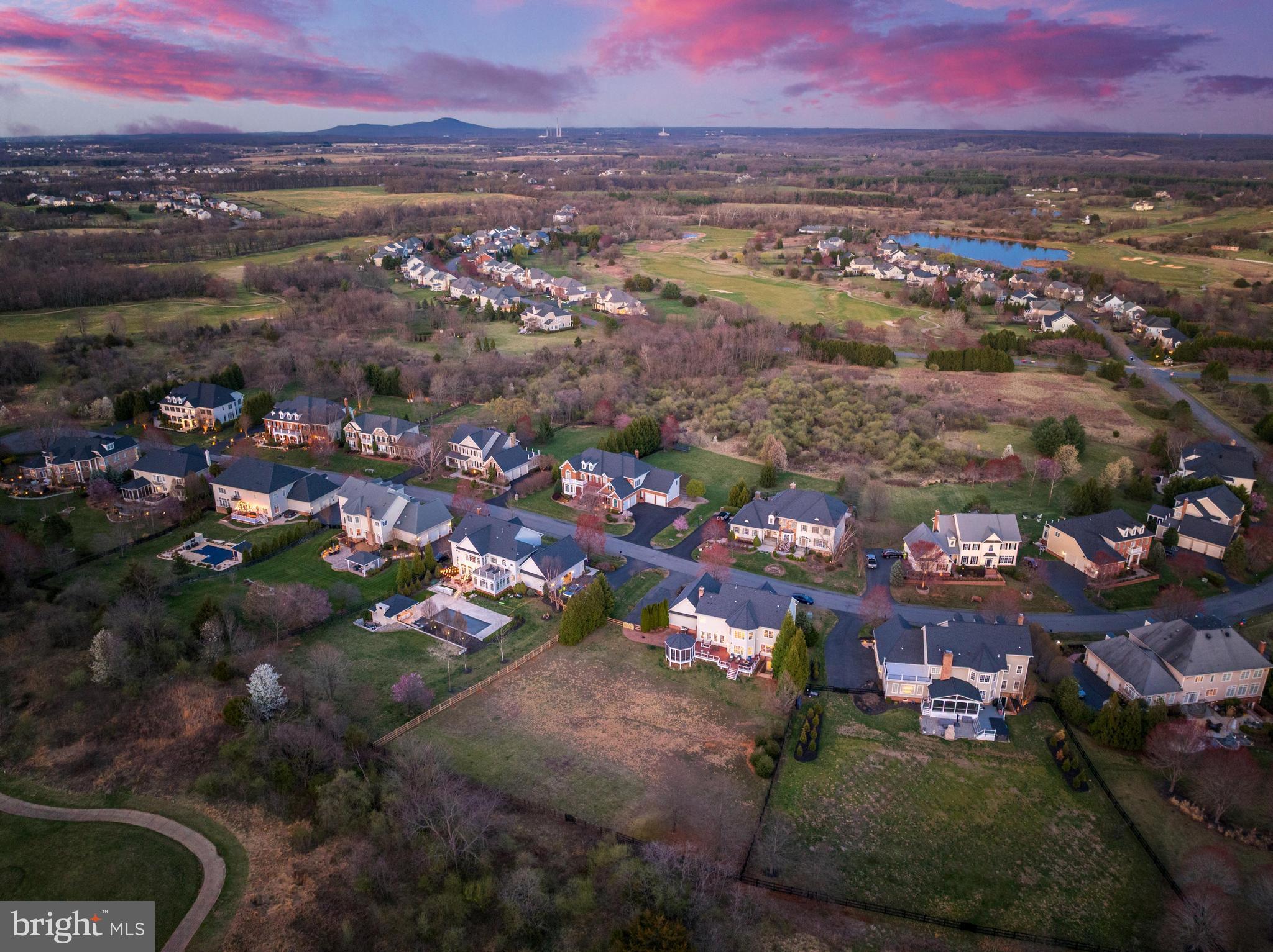 RASPBERRY FALLS - Residential