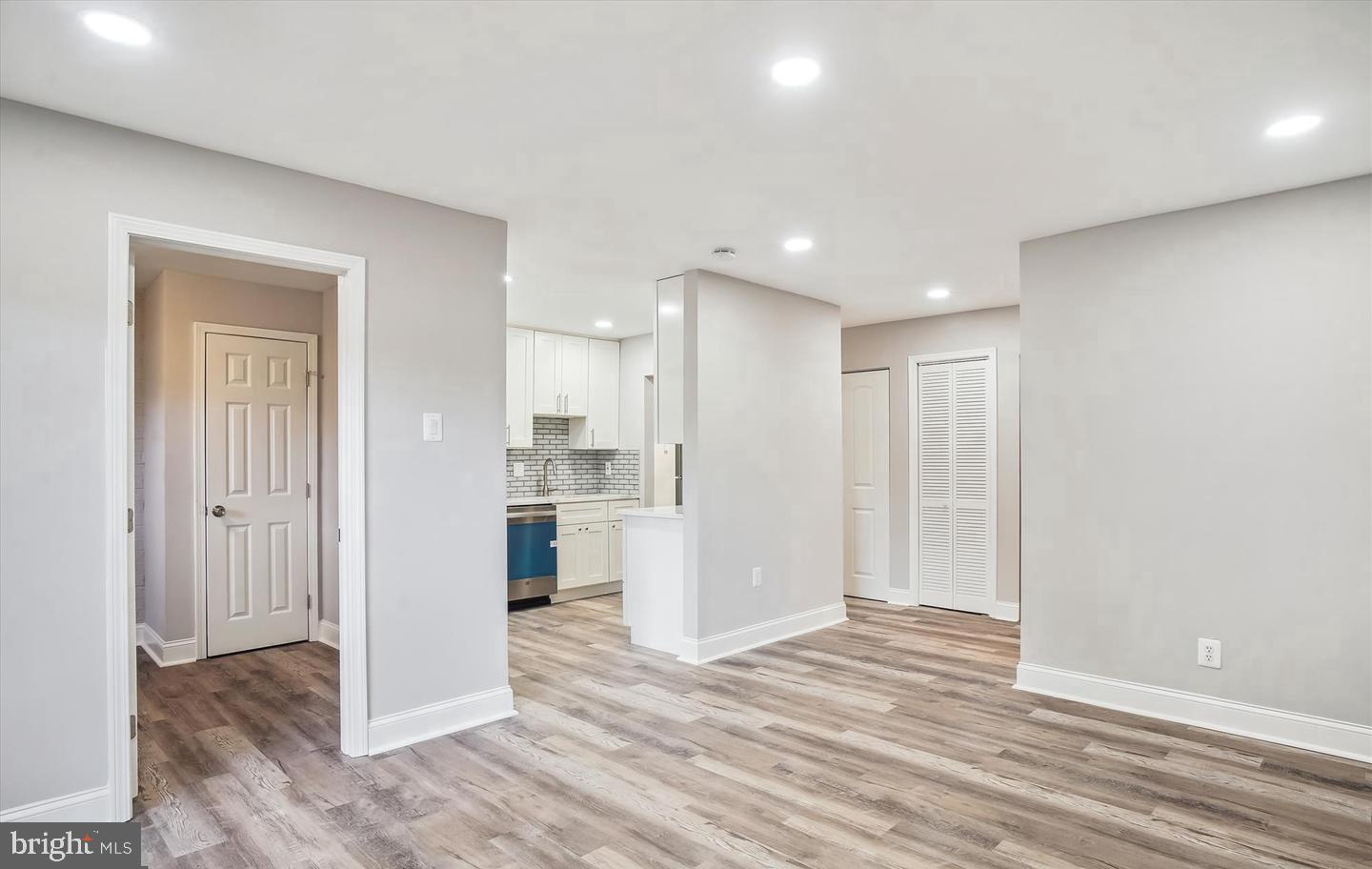 THOMAS CHOICE GARDENS - Residential