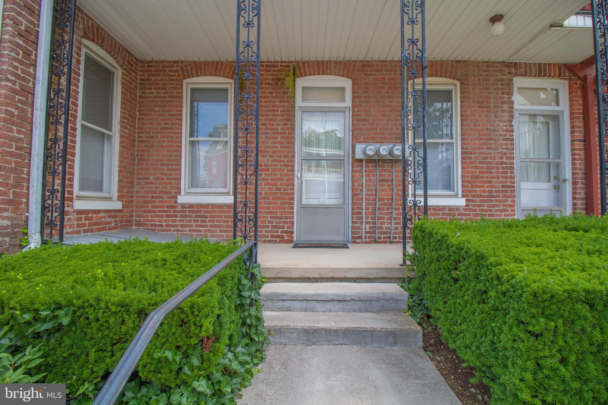 ELMWOOD - Residential Income
