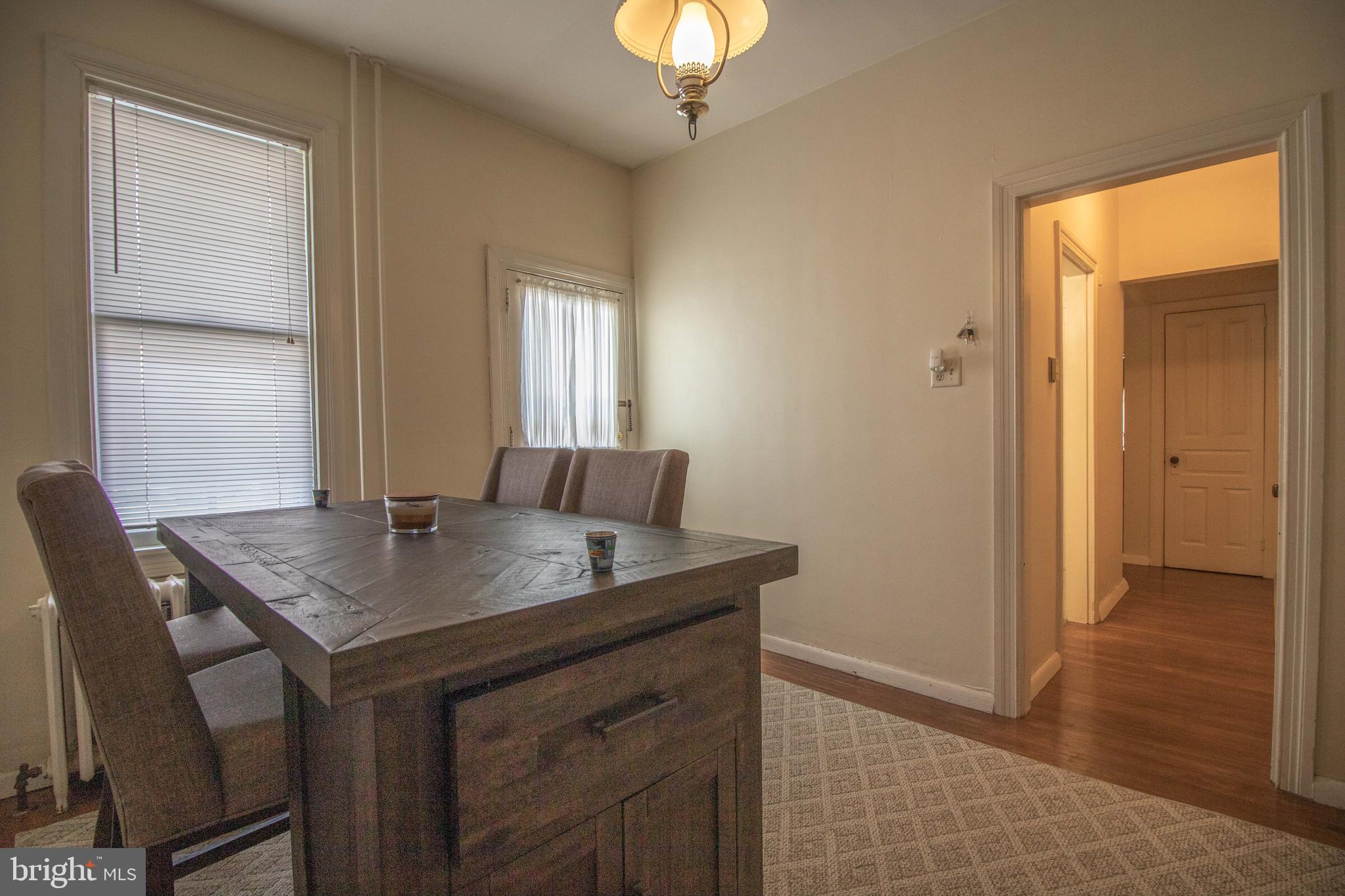 ELMWOOD - Residential Income