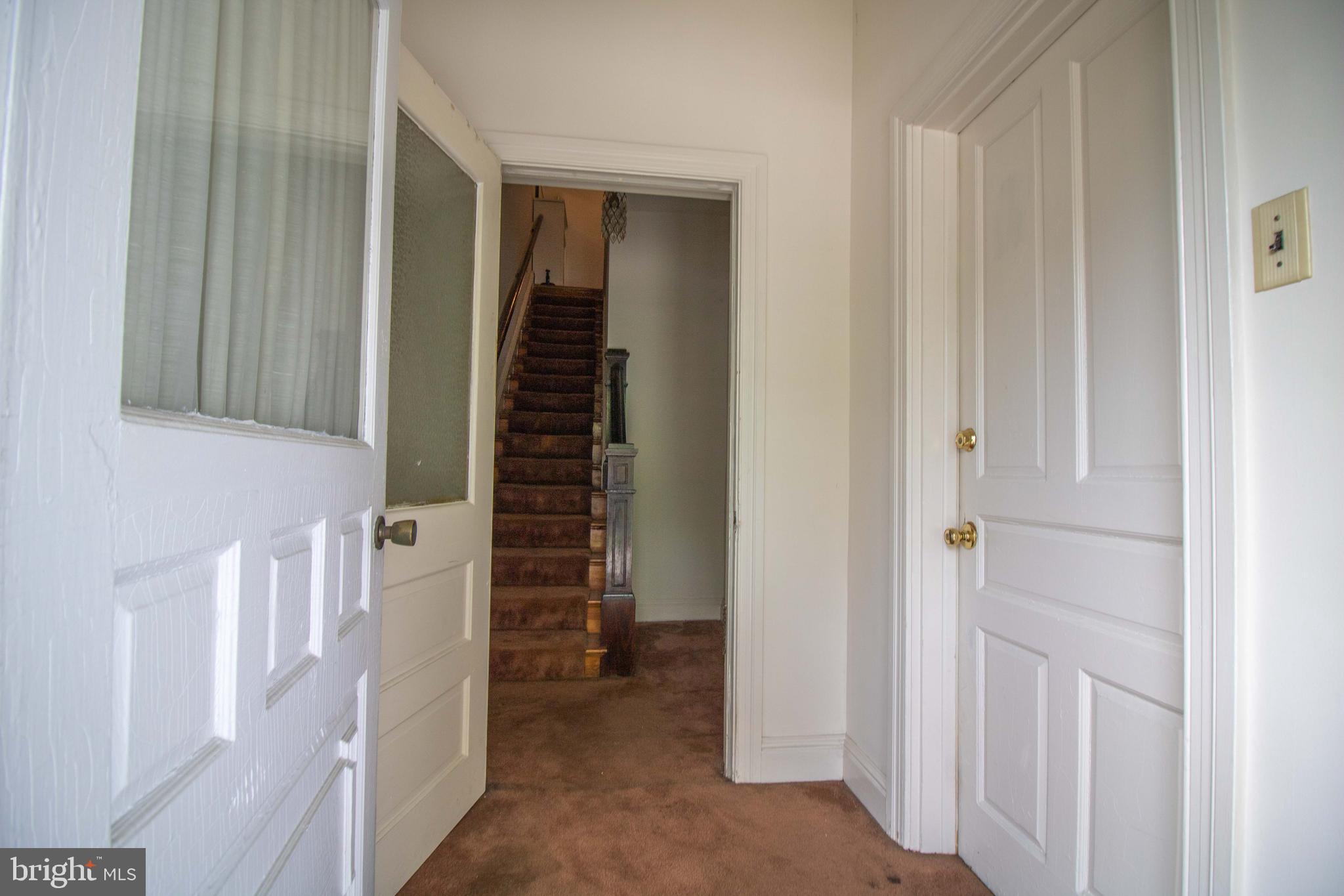 ELMWOOD - Residential Income