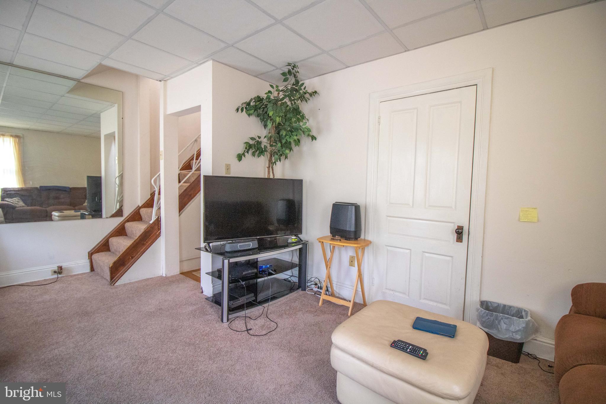 ELMWOOD - Residential Income