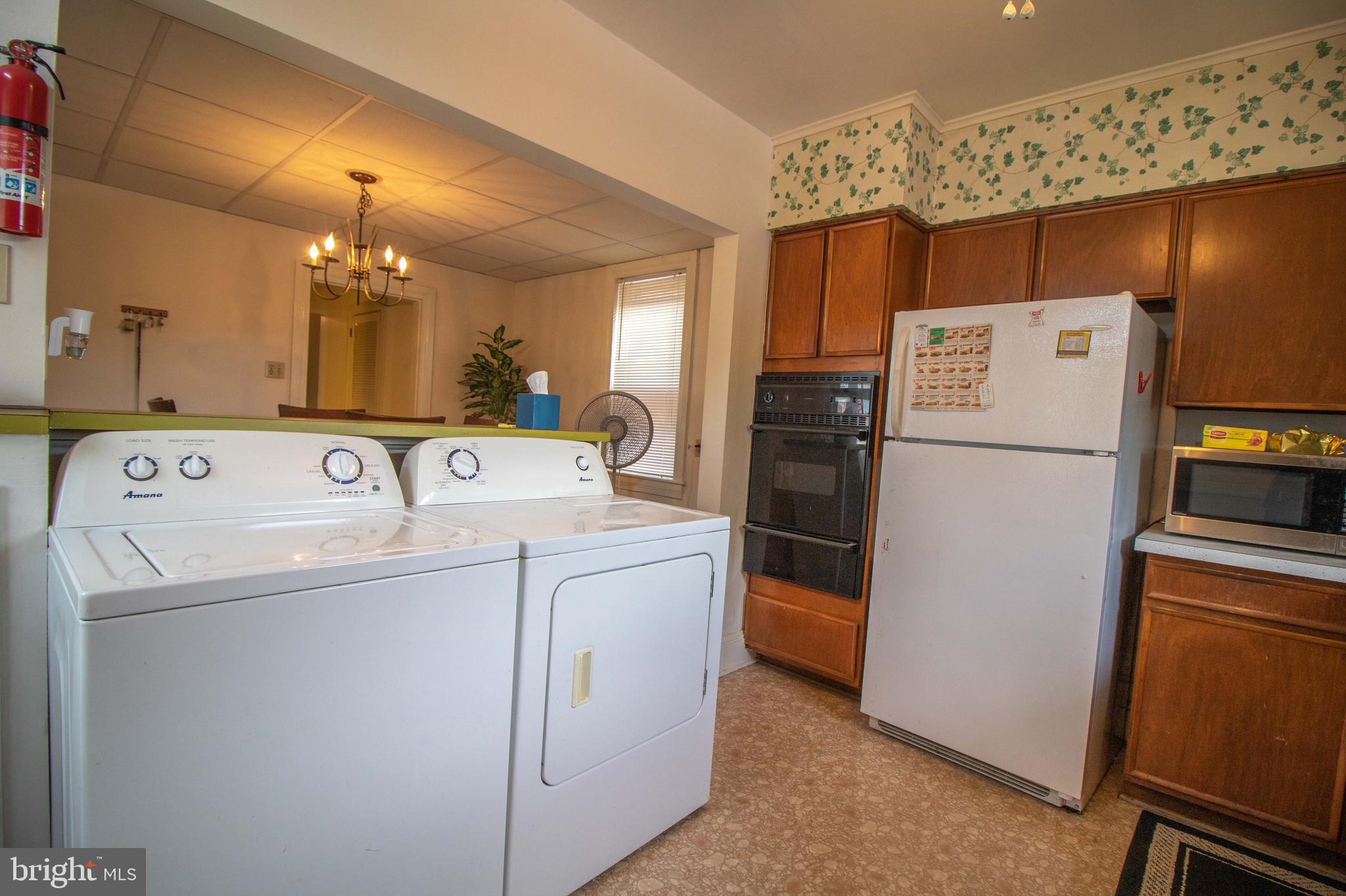 ELMWOOD - Residential Income