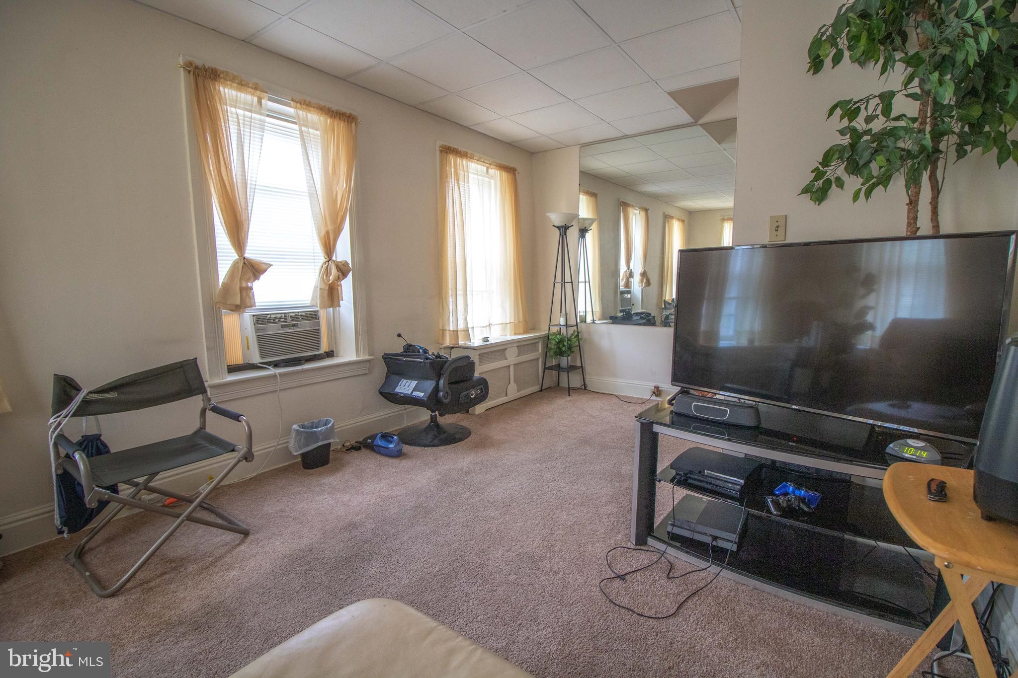ELMWOOD - Residential Income