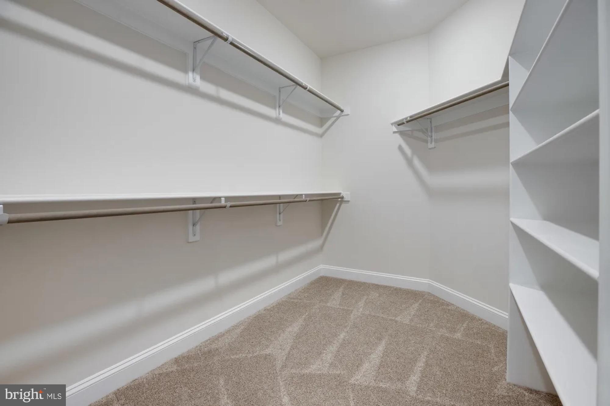 MOIDONE ACRES - Residential