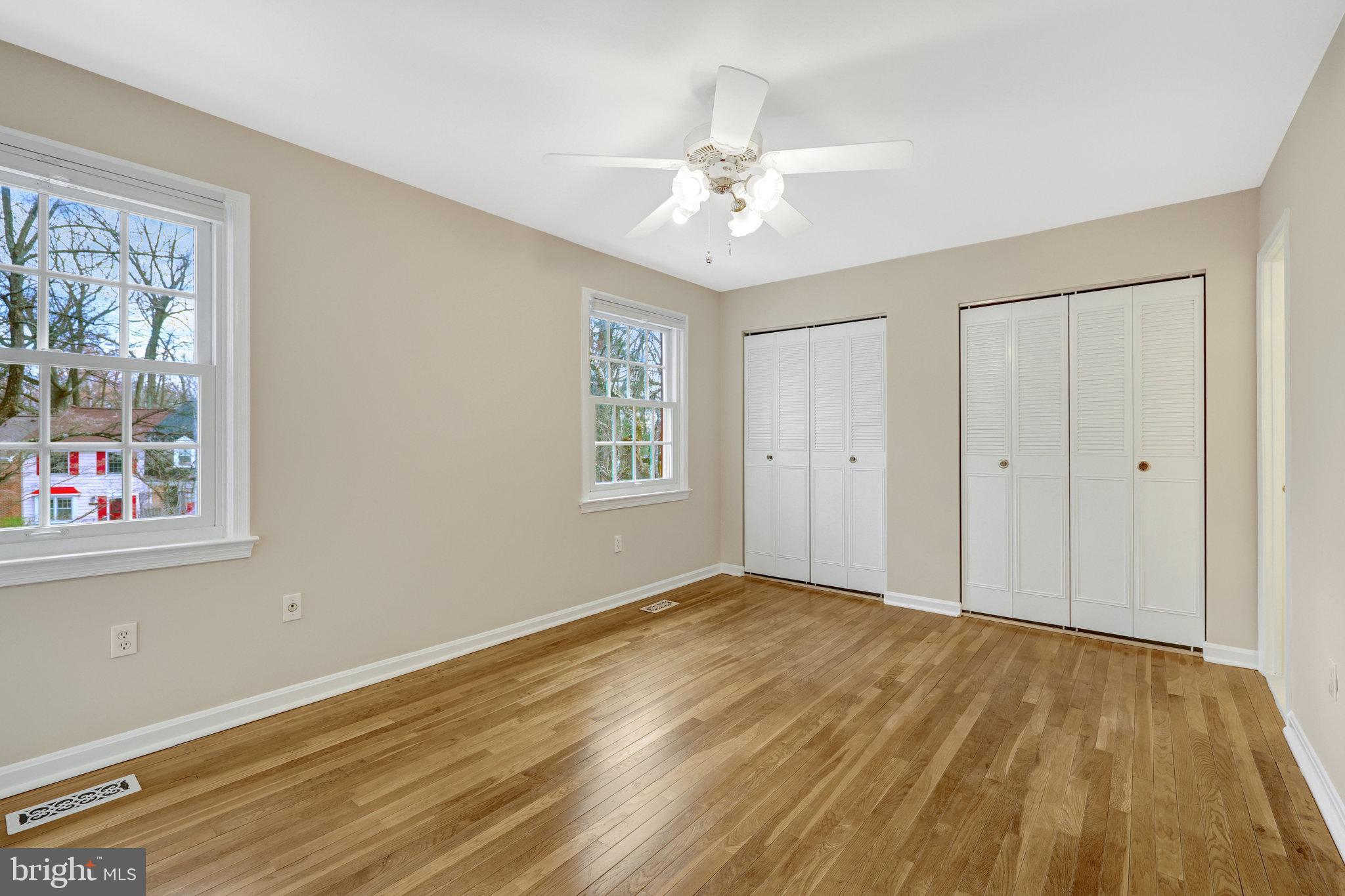 RESTON - Residential