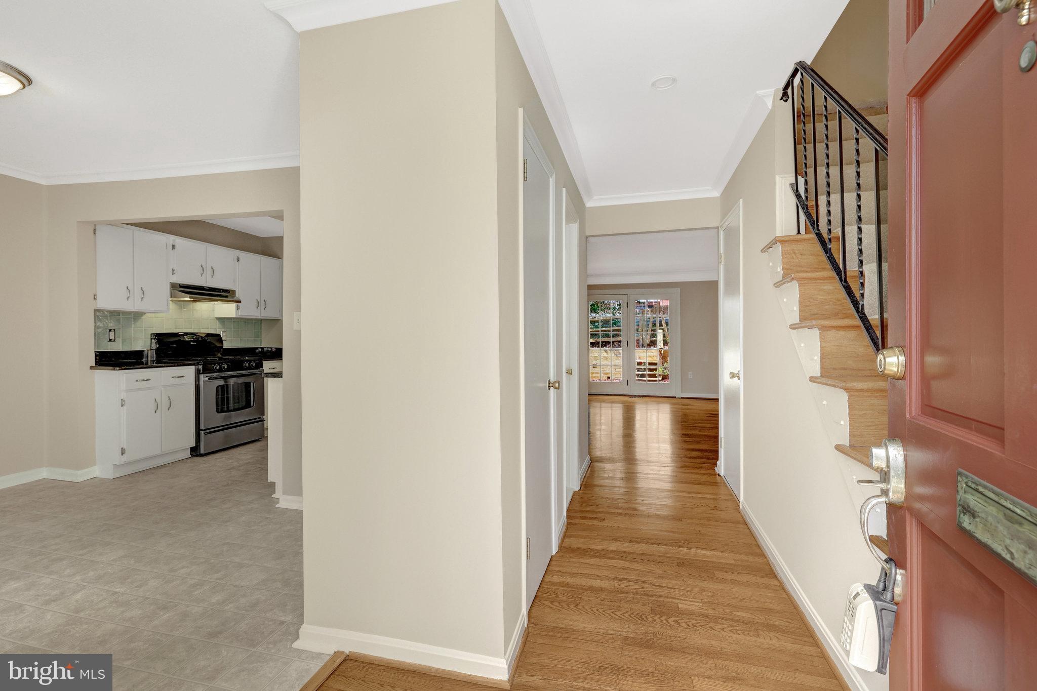 RESTON - Residential