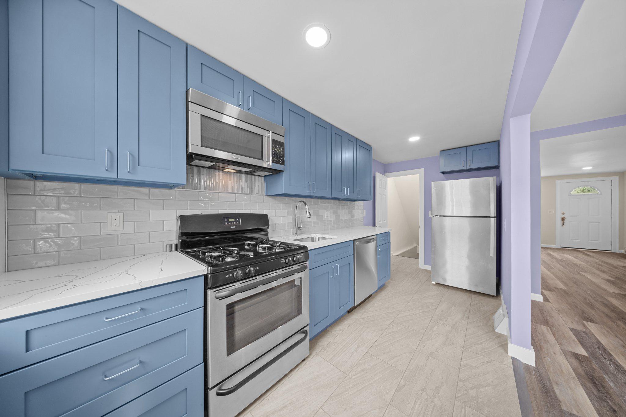 OXFORD CIRCLE - Residential