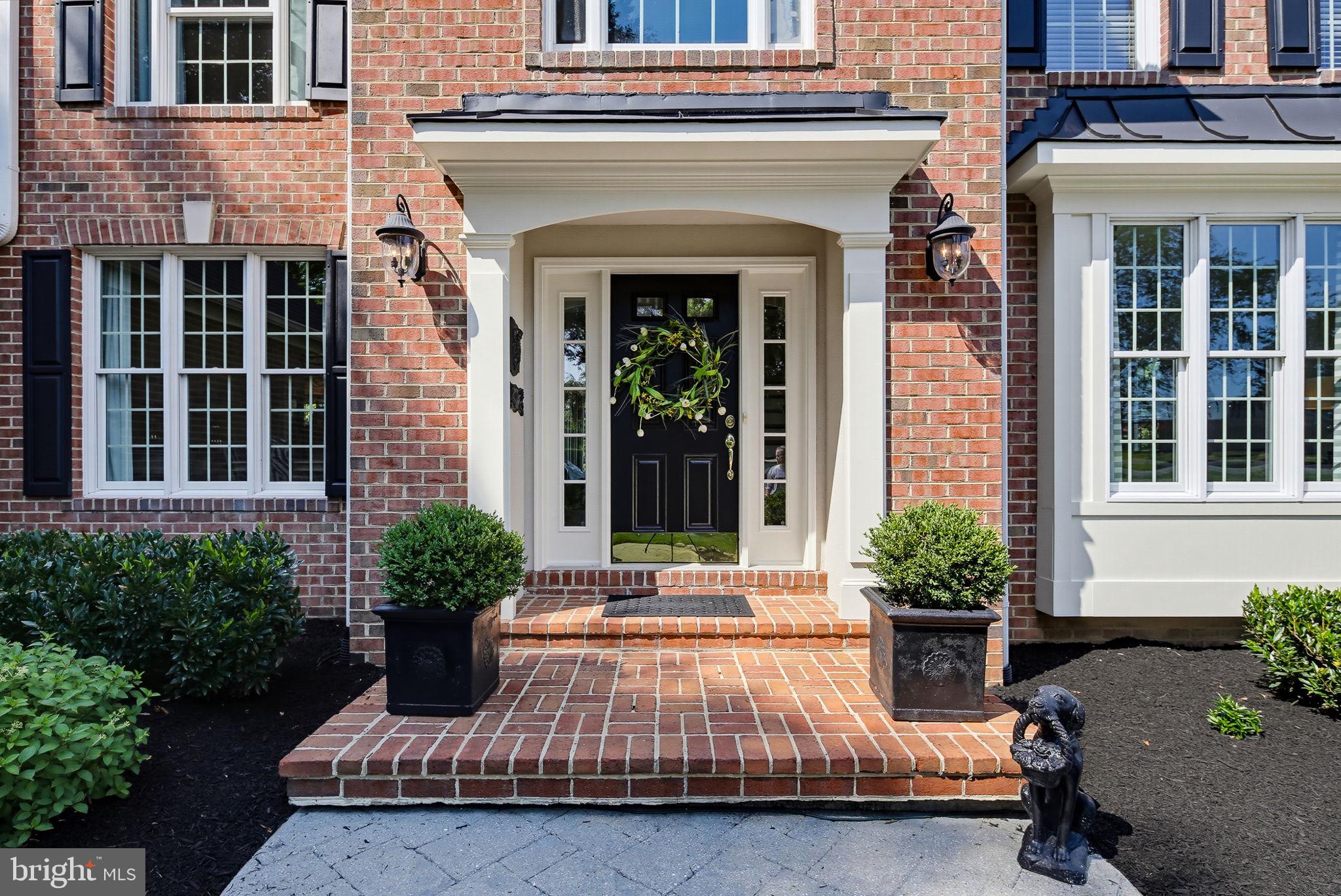 FOX VALLEY ESTATES - Residential