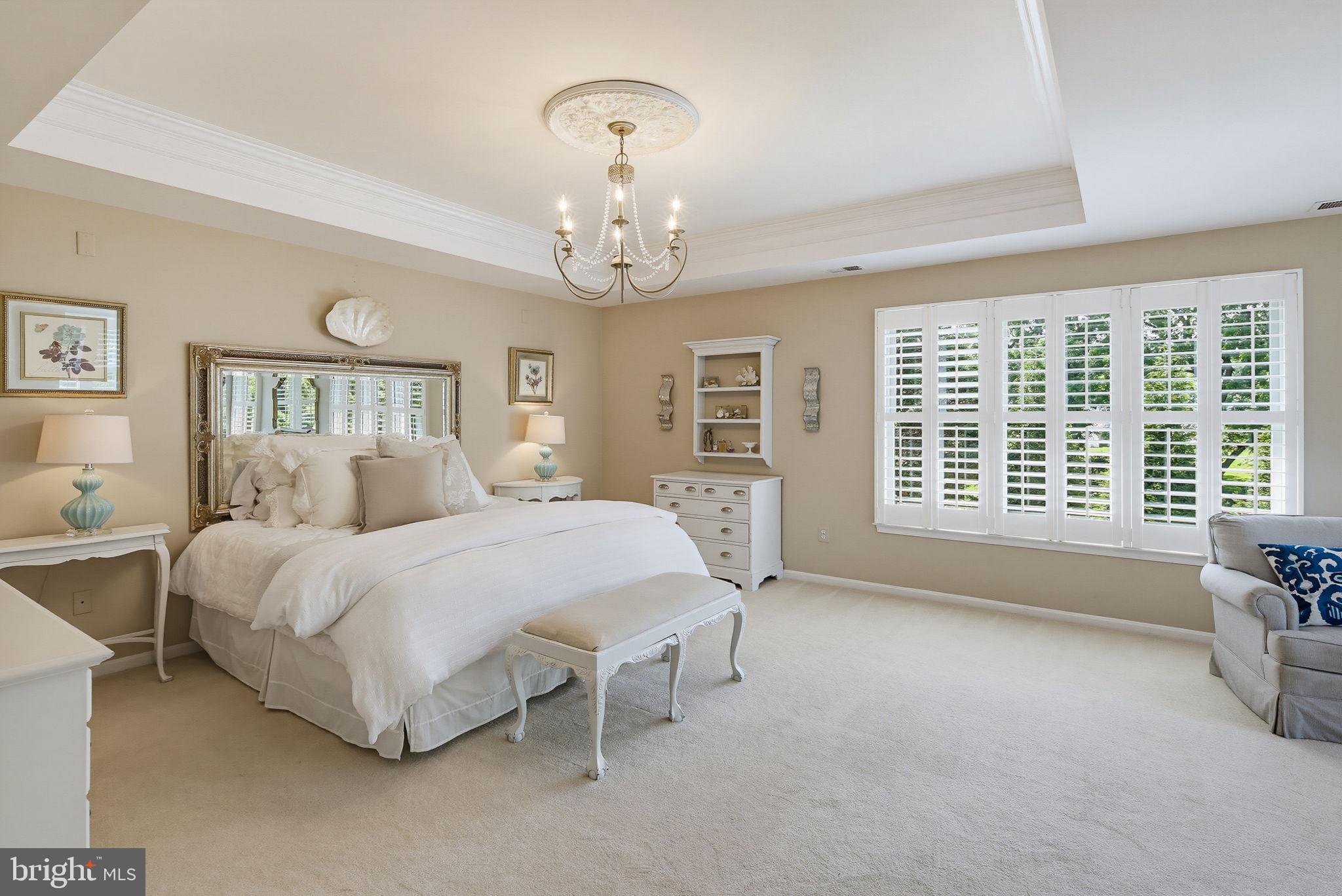 FOX VALLEY ESTATES - Residential